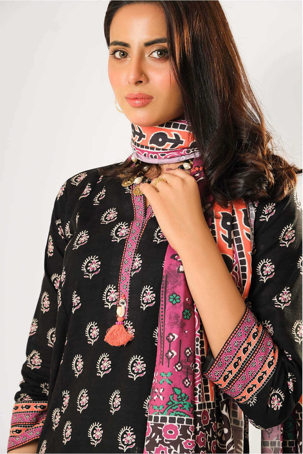 Cotton Khaddar Printed Black Stitched Suit - Senorita