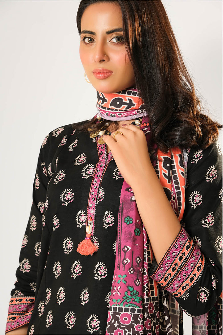 Cotton Khaddar Printed Black Stitched Suit - Senorita