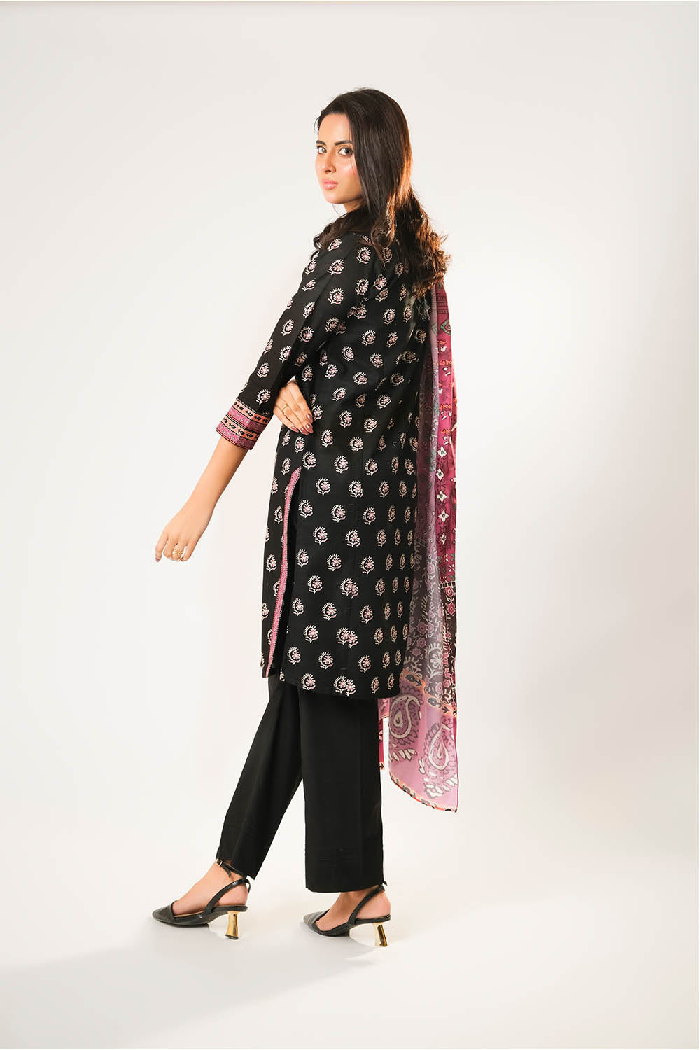 Cotton Khaddar Printed Black Stitched Suit - Senorita