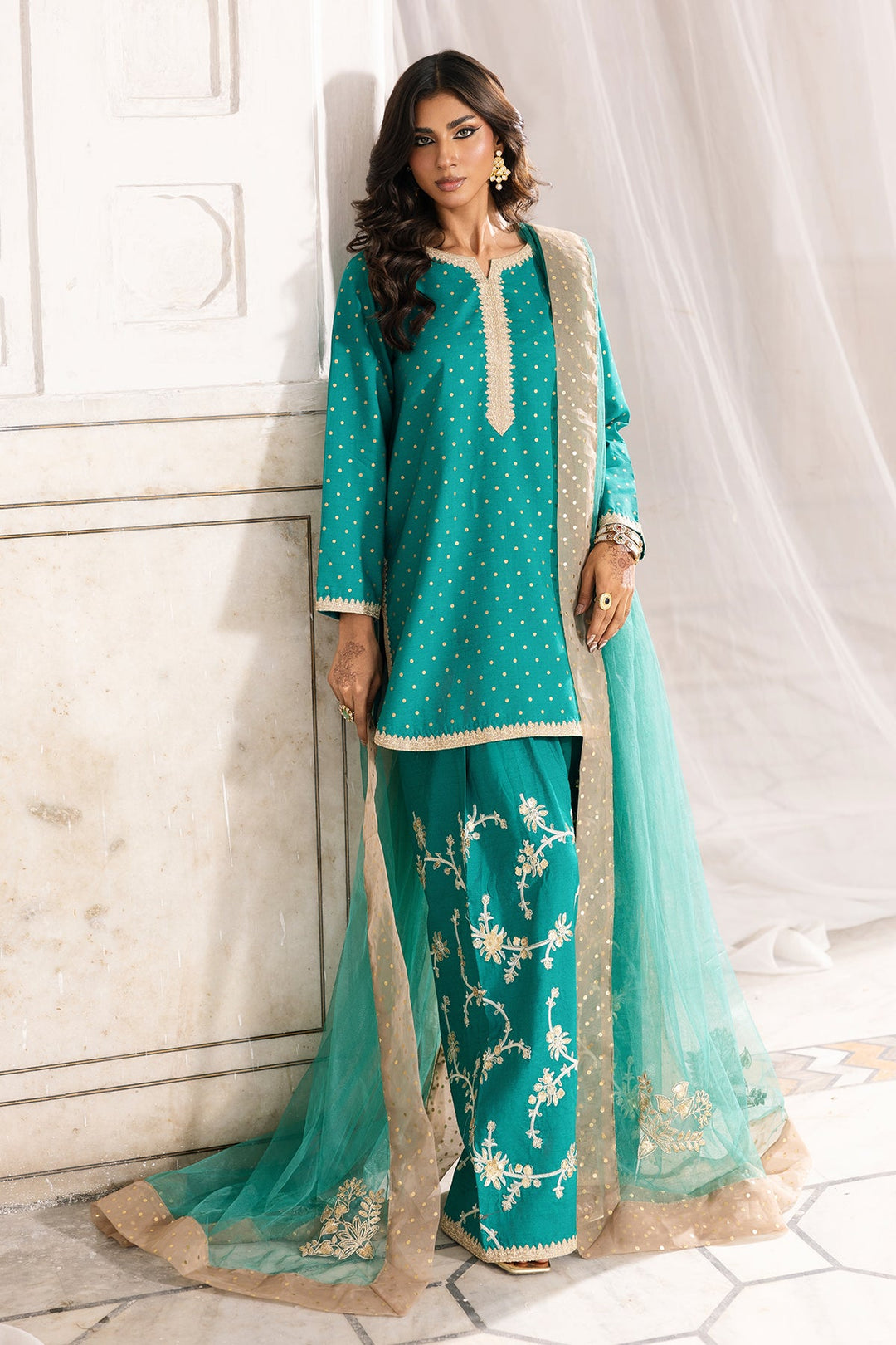Raw Silk Emerald Green Stitched Suit - Charizma