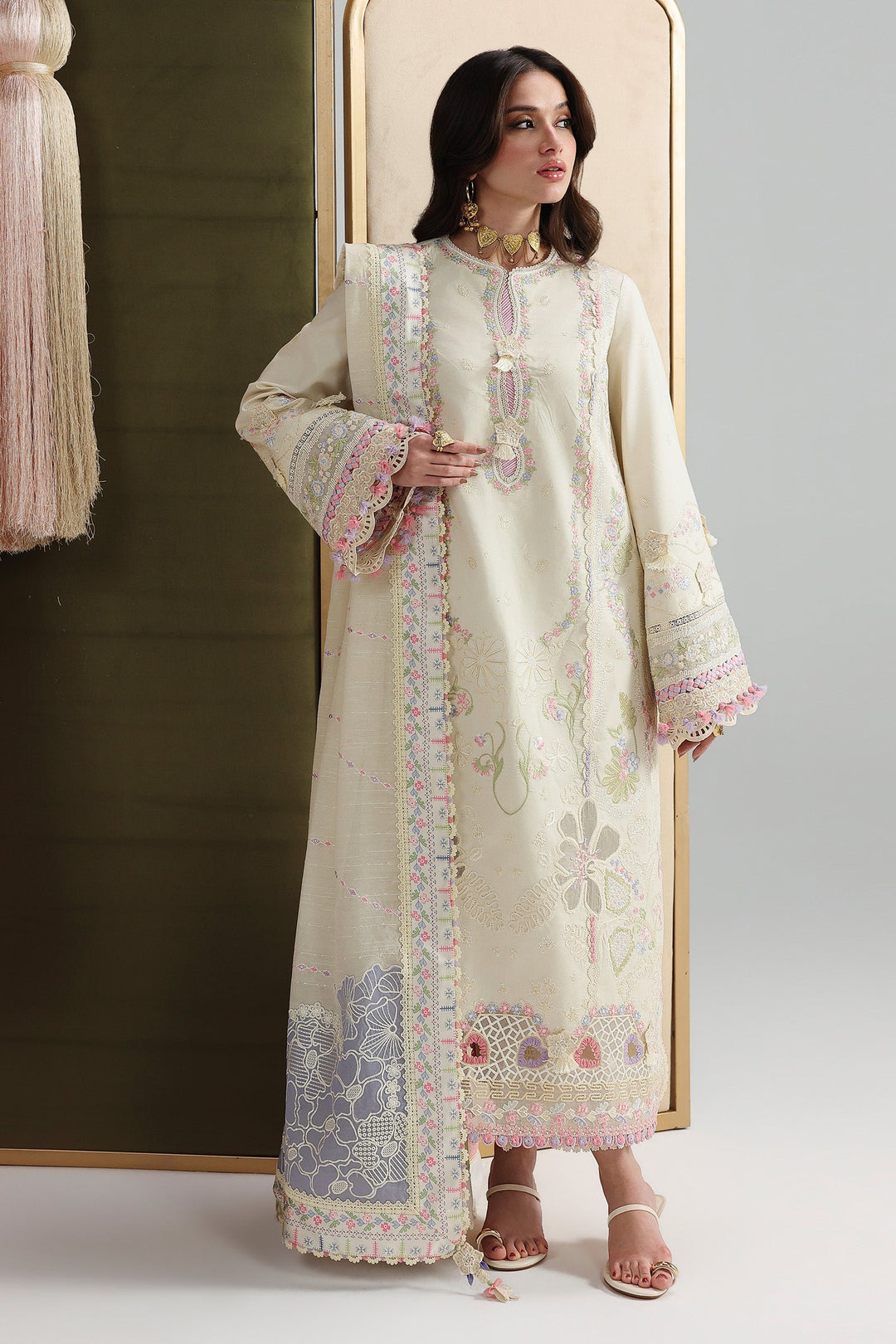 Elma - Qalamkar Festive Lawn '26 Stitched