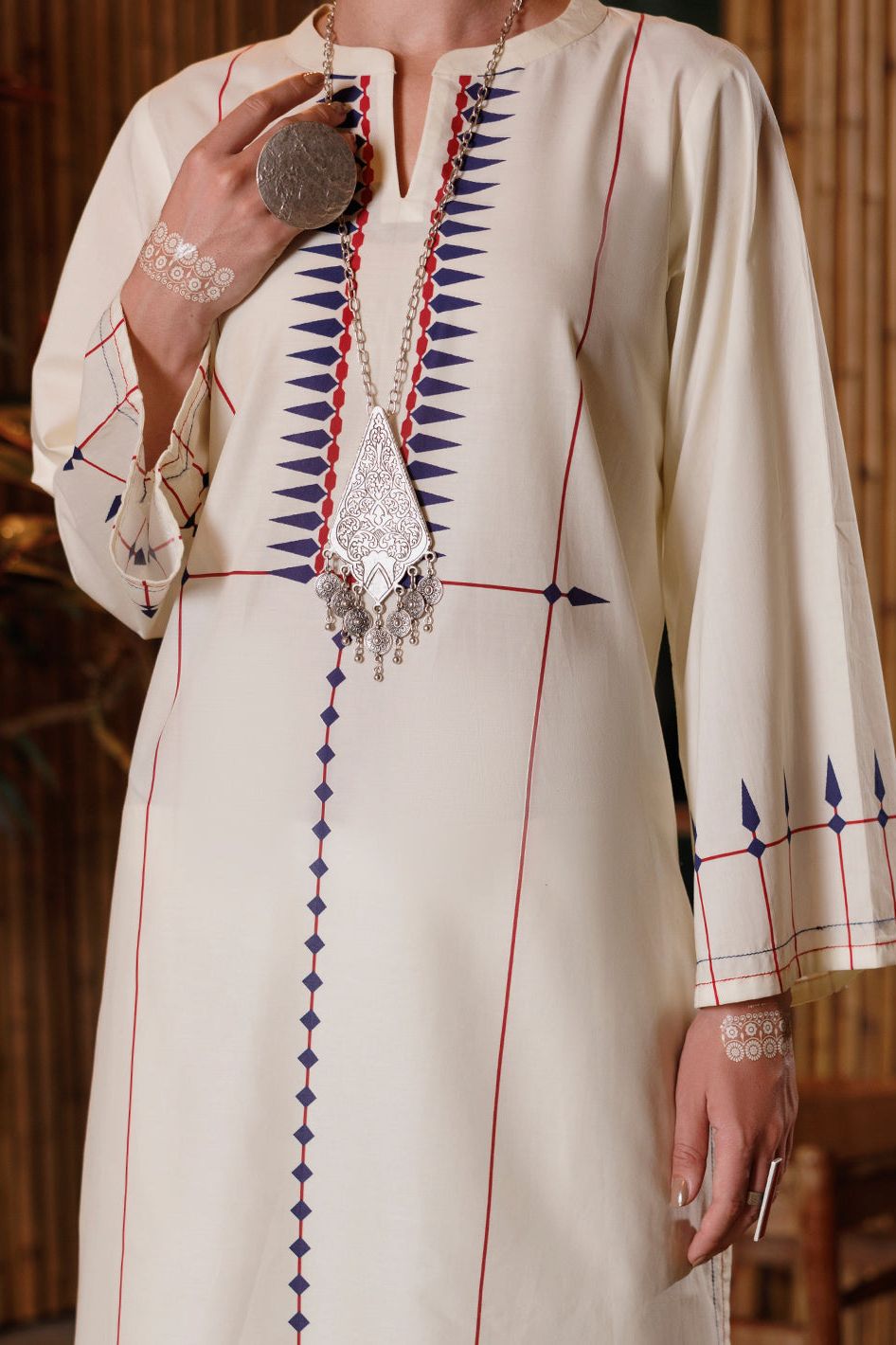 Lawn Ivory Stitched Suit - Almirah