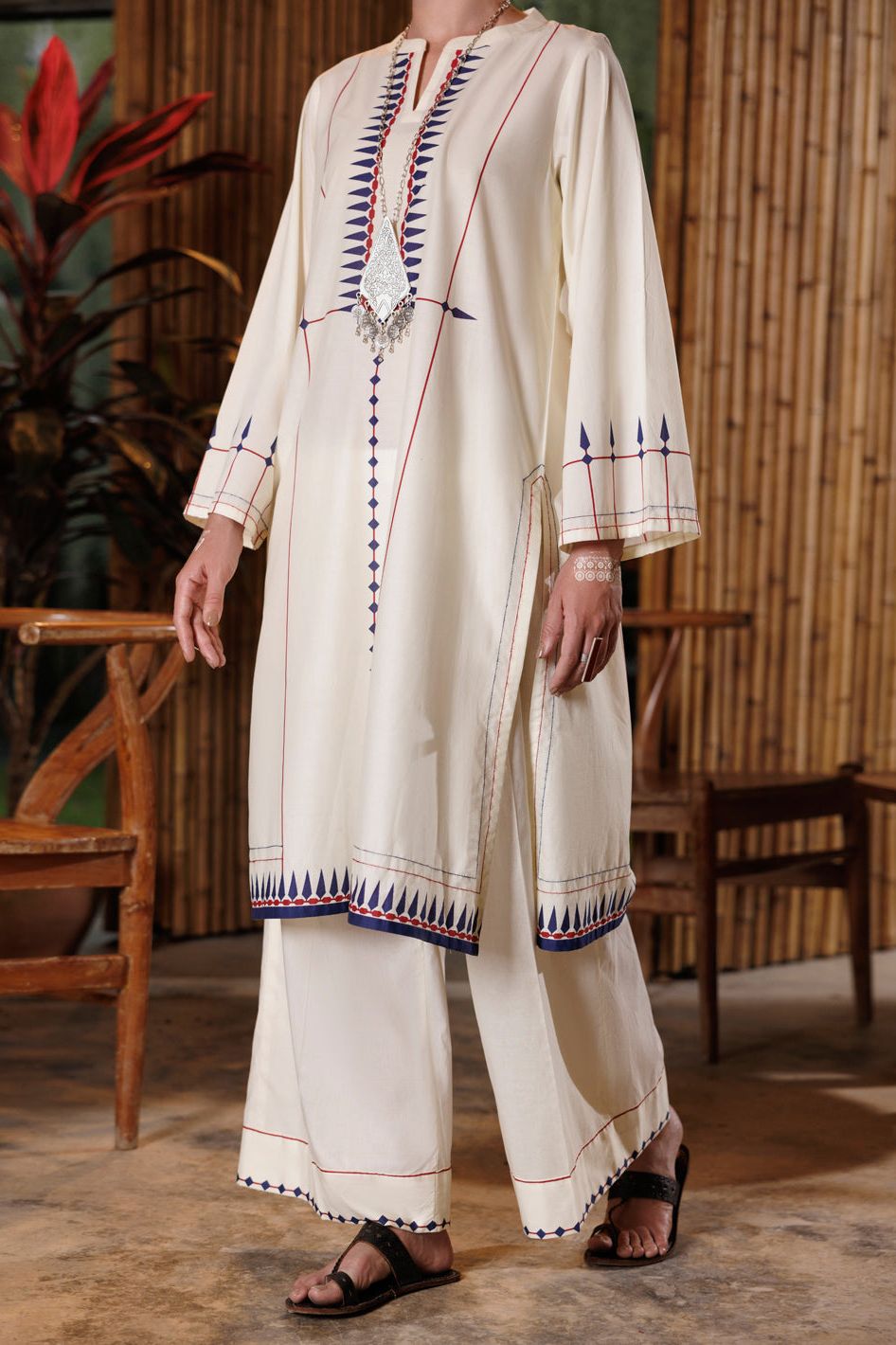 Lawn Ivory Stitched Suit - Almirah