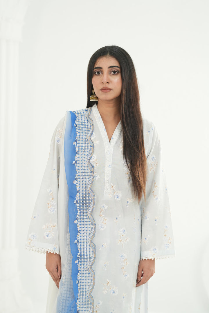 Lisse - Xenia Namah Summer 26' Stitched
