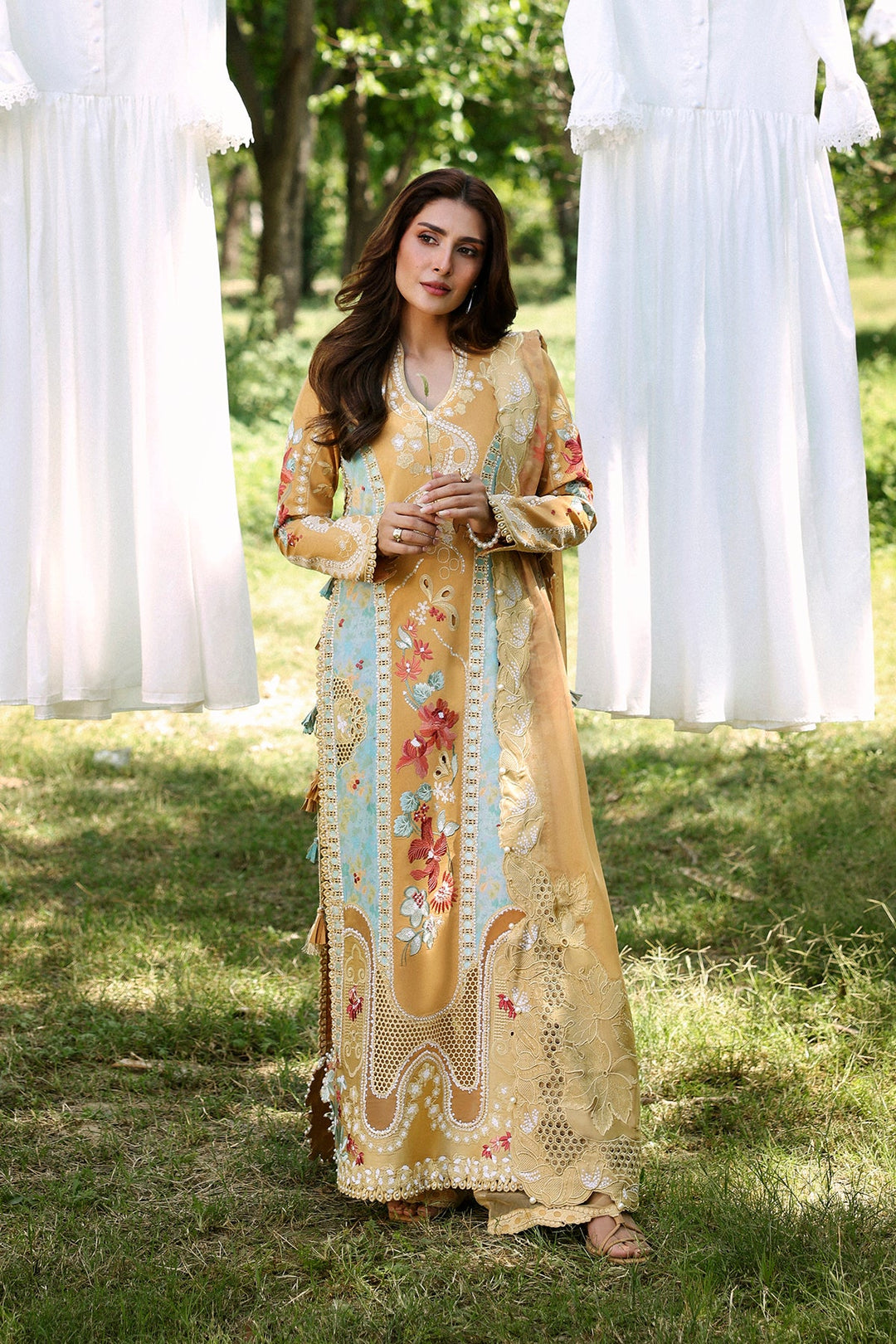 Leial - Afrozeh A Lawn '26 Stitched