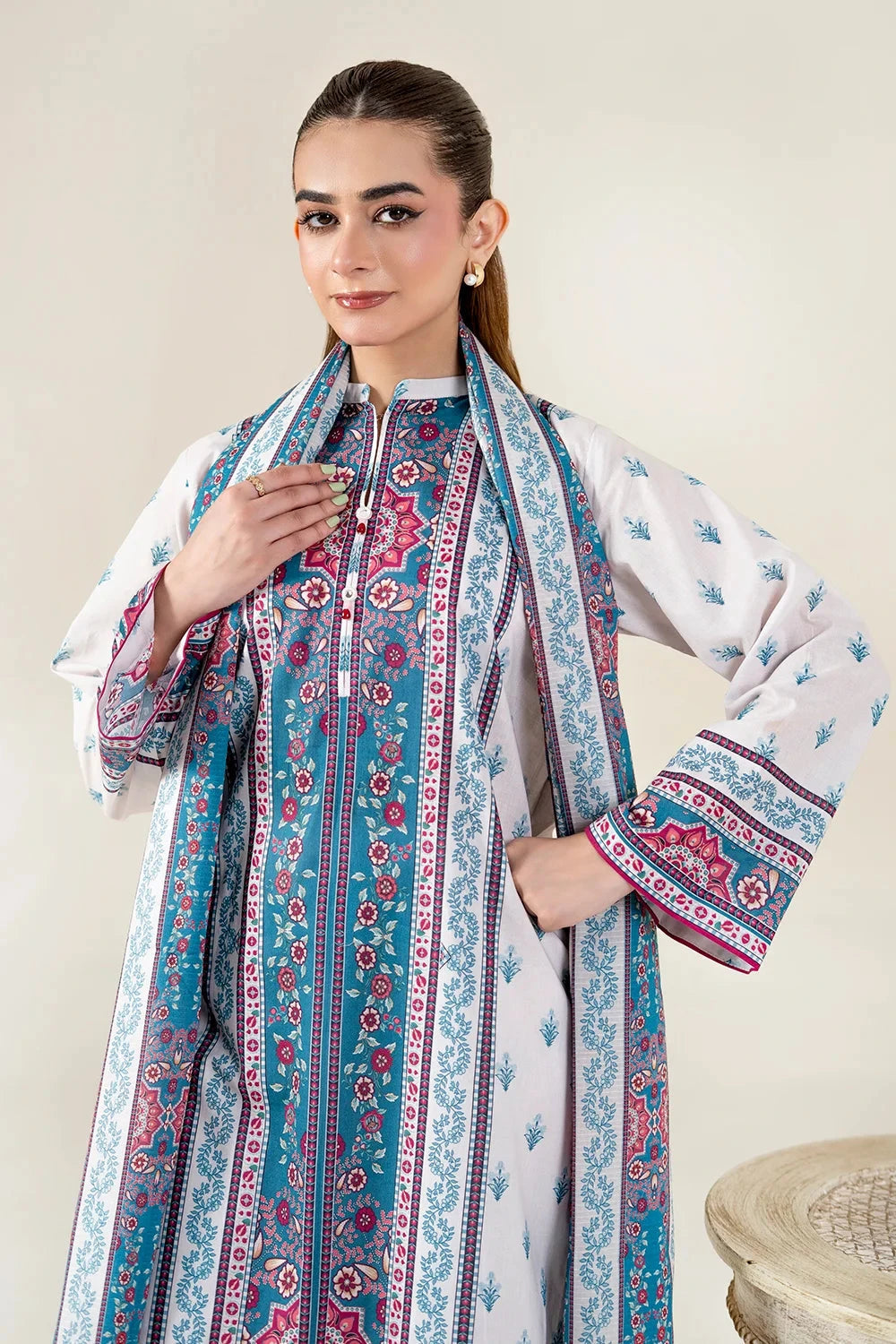 Printed Lawn Off White Stitched Suit - Khas