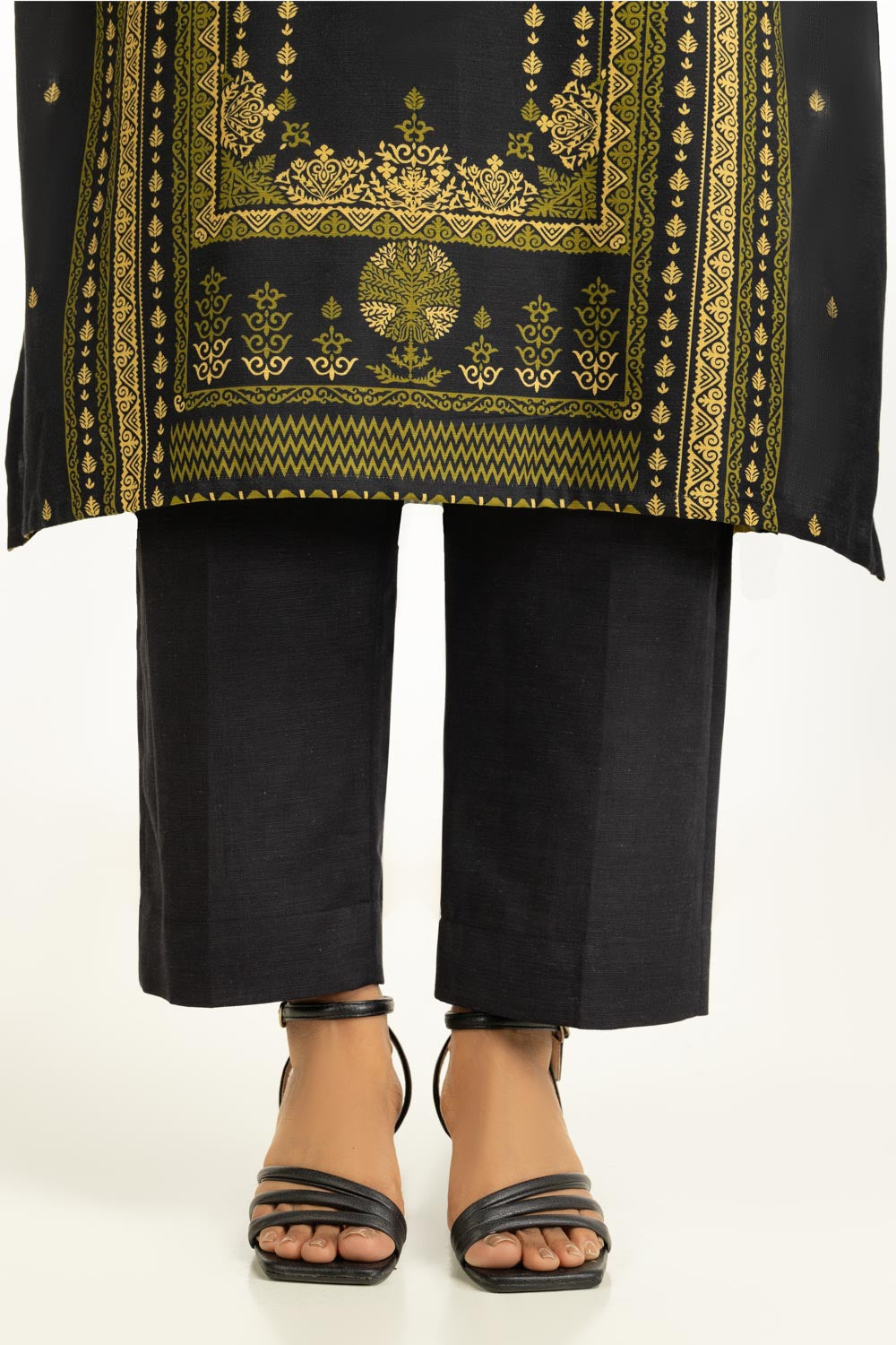 Khaddar Printed Black Stitched Suit - Gul Ahmed