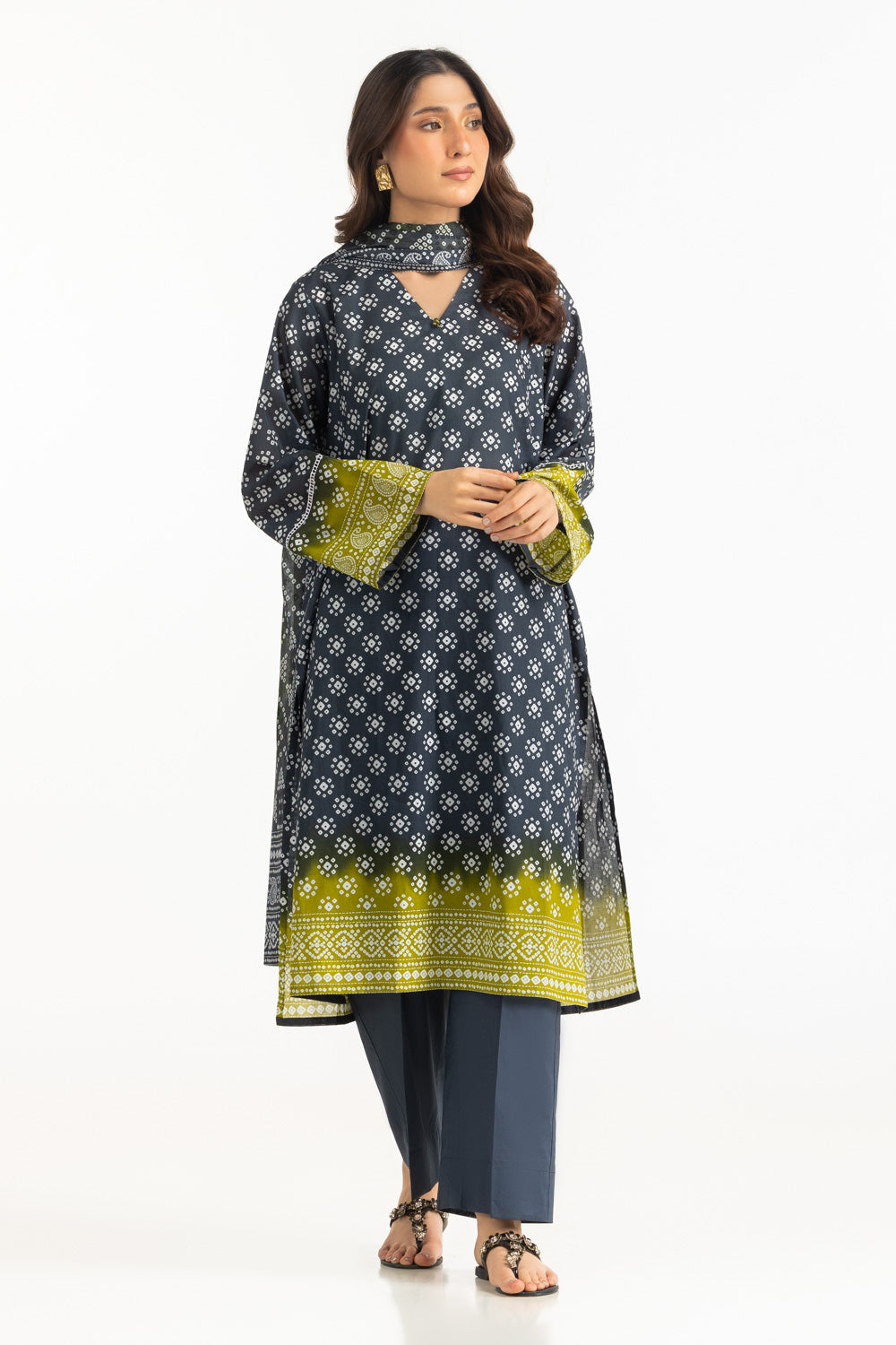 Printed Lawn Black Stitched Suit - Gul Ahmed