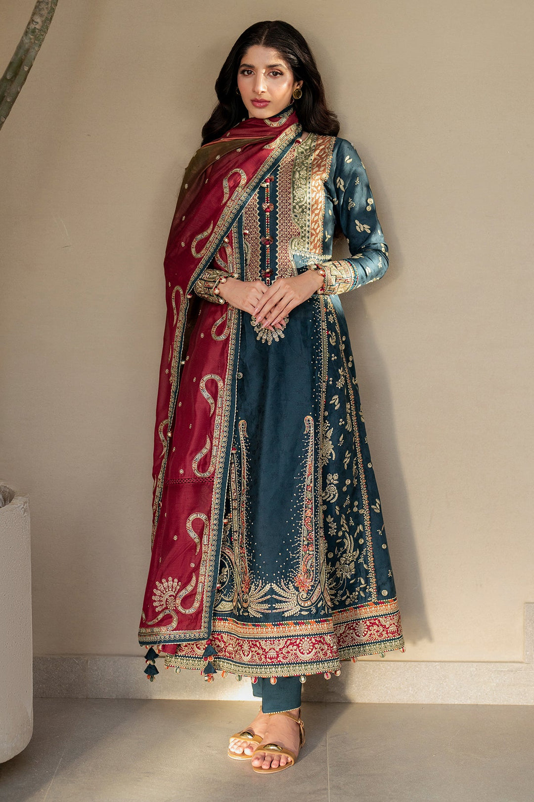 Design 3 - Jazmin Shahkaar Luxury Lawn Stitched