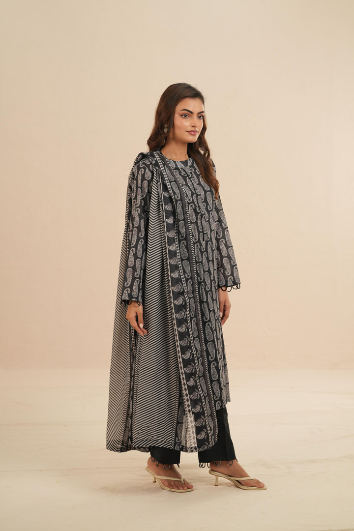 Lawn Black Stitched Suit - Nishat