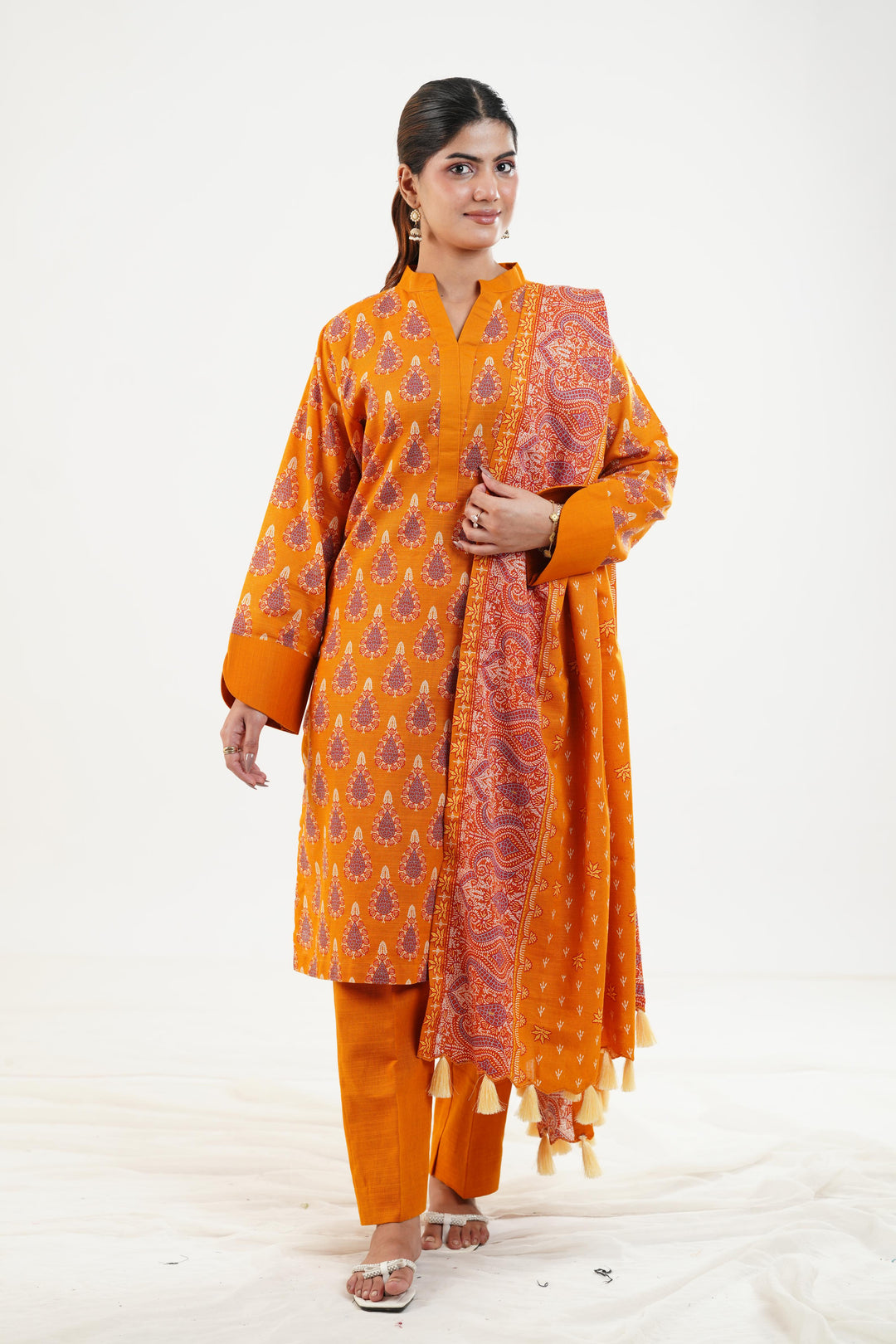 Printed Khaddar Orange Stitched Suit - Nishat