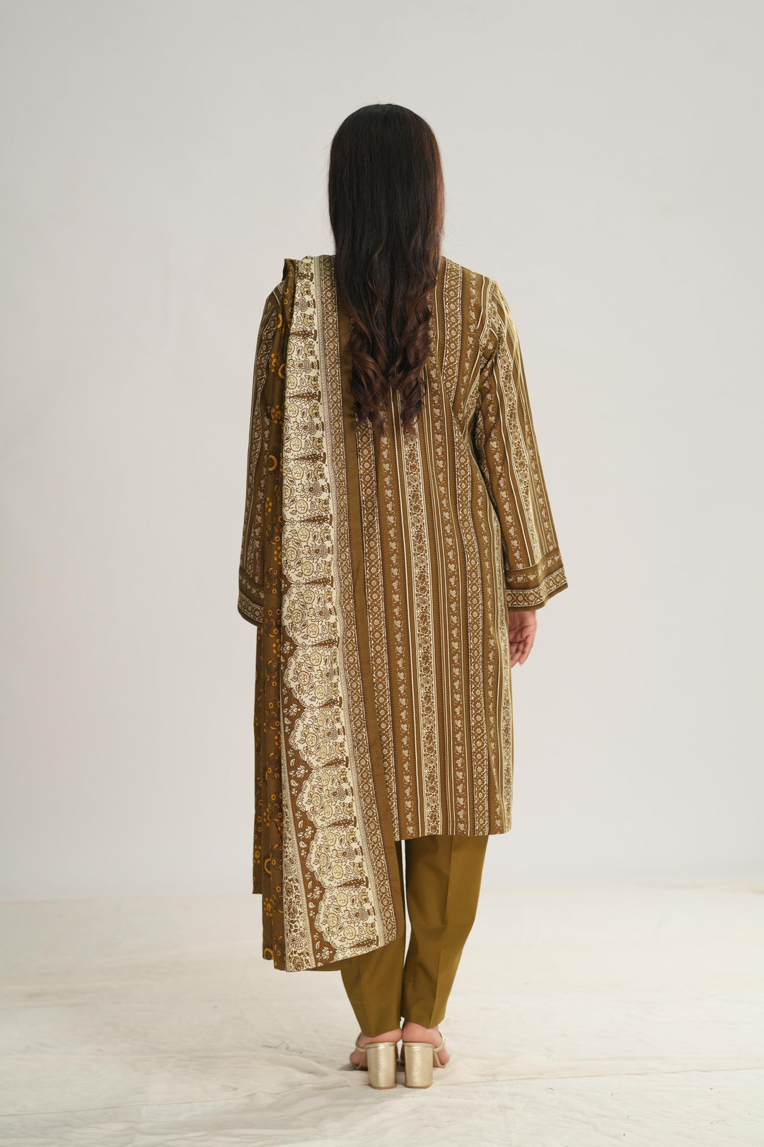 Linen Green Stitched Suit - Nishat