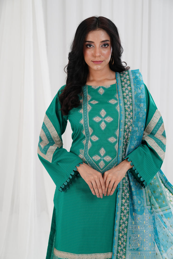 Embroidered Green Stitched Suit - Nishat
