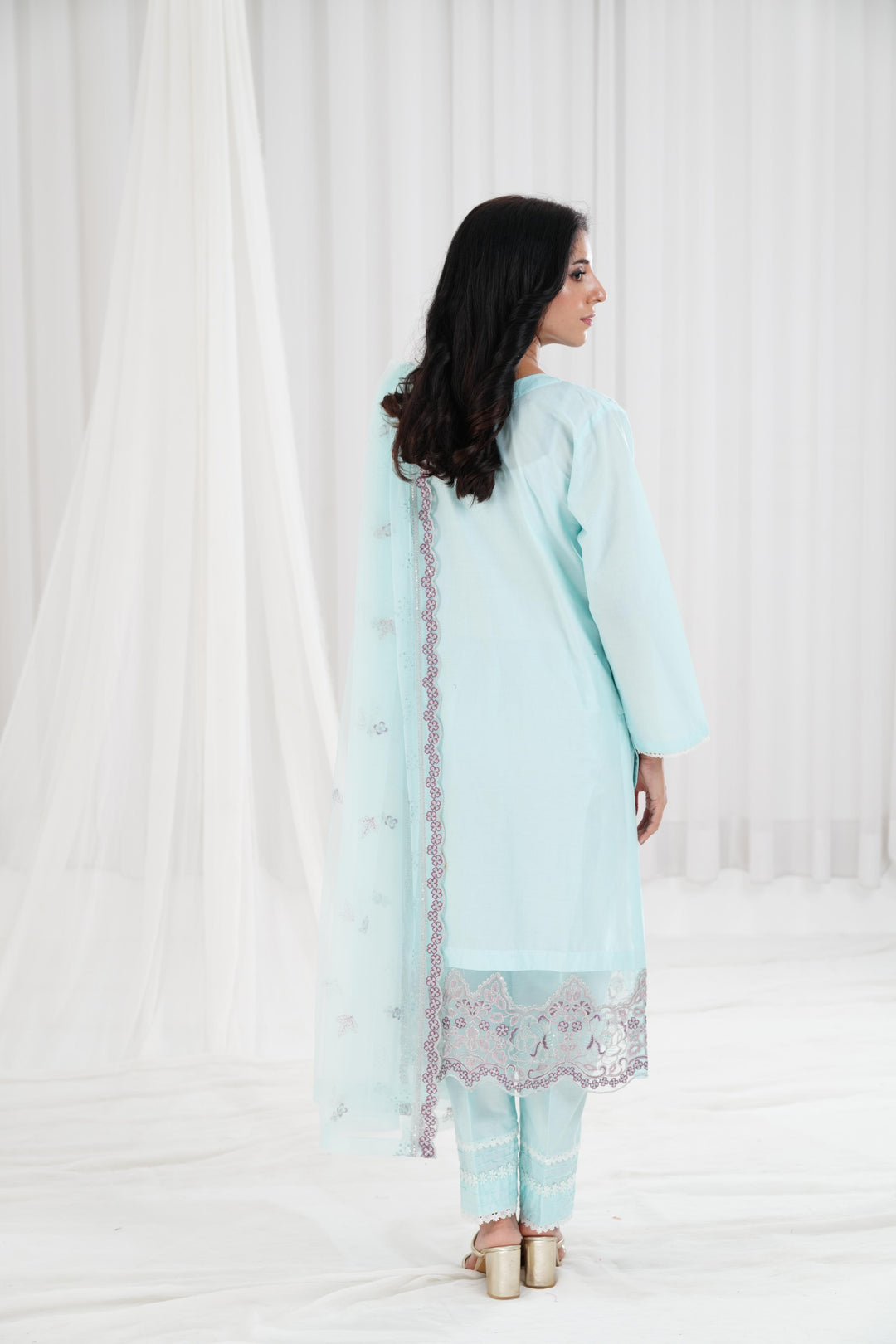 Embroidered Aqua Stitched Suit - Nishat