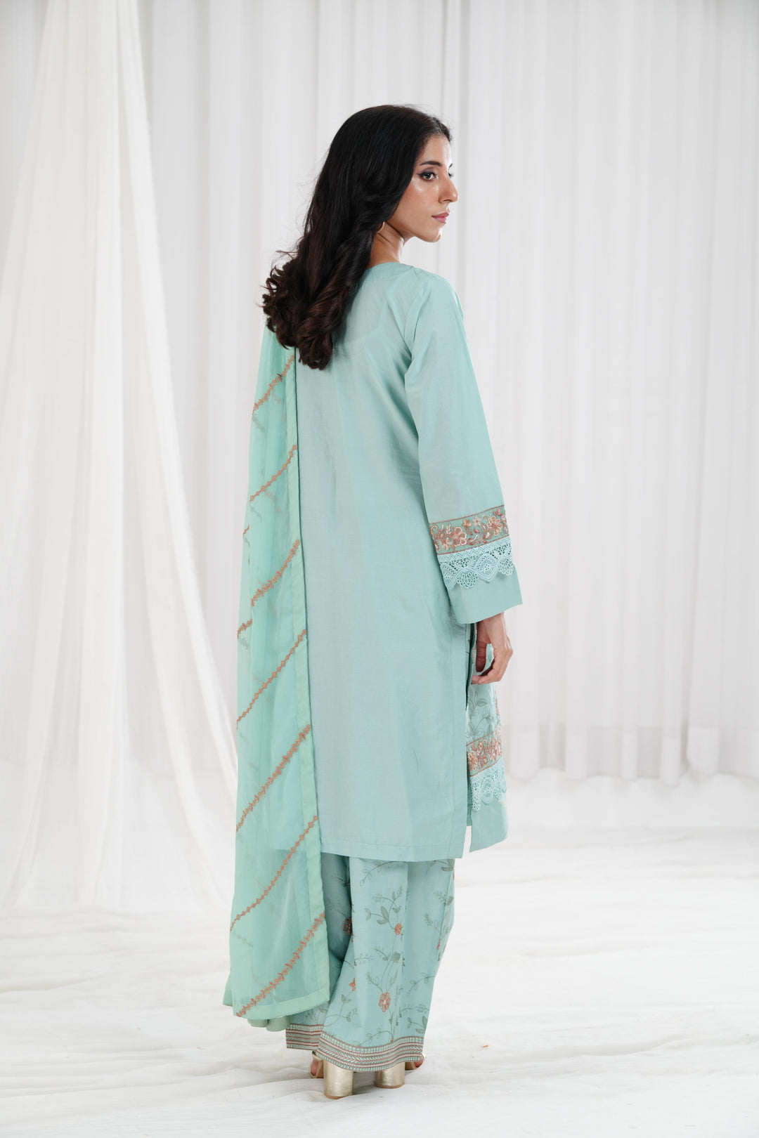 Embroidered Aqua Stitched Suit - Nishat