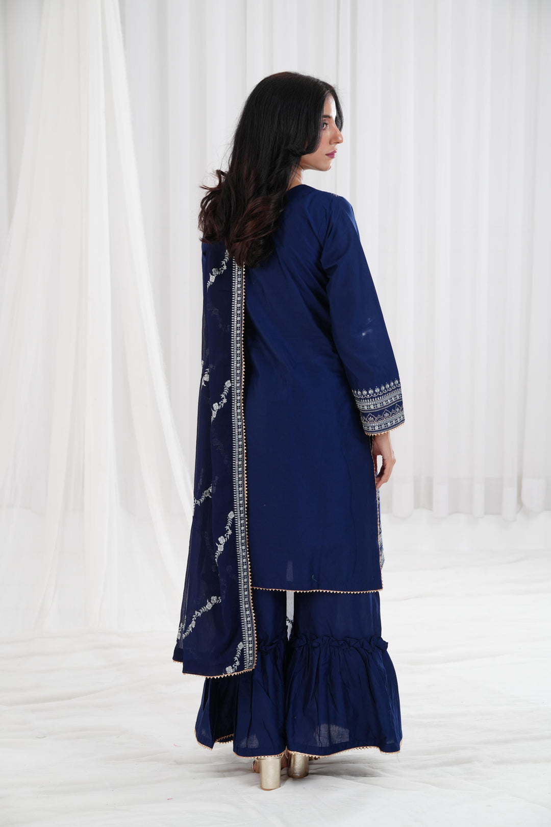 Embroidered Navy Stitched Suit - Nishat