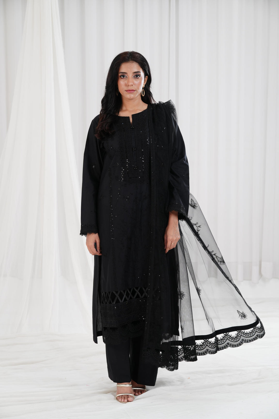 Embroidered Black Stitched Suit - Nishat