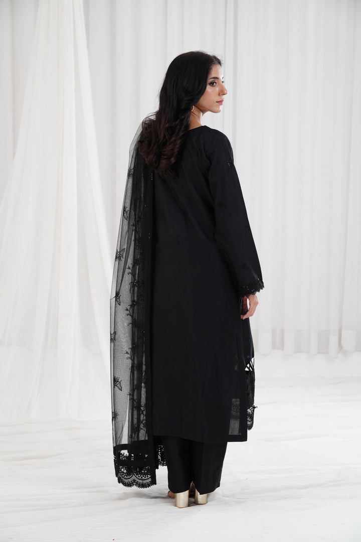 Embroidered Black Stitched Suit - Nishat