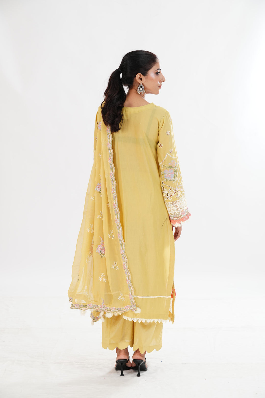 Nicole - Motifz Premium Lawn Stitched