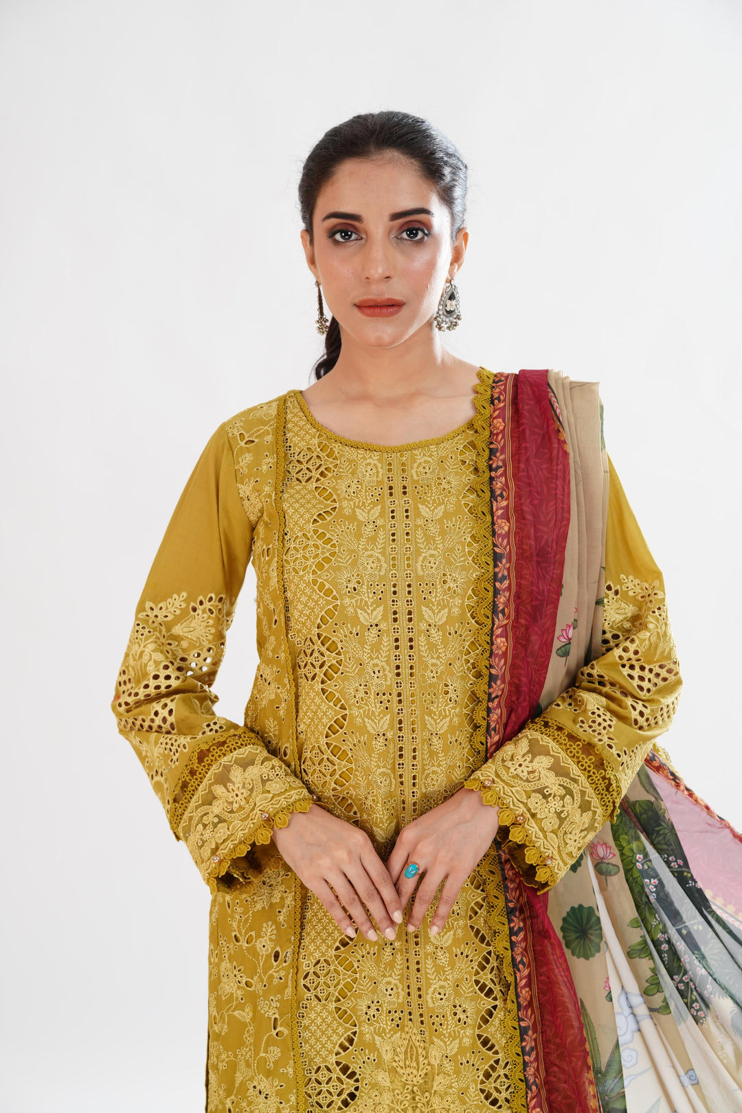 Lisette - Motifz Premium Lawn Stitched
