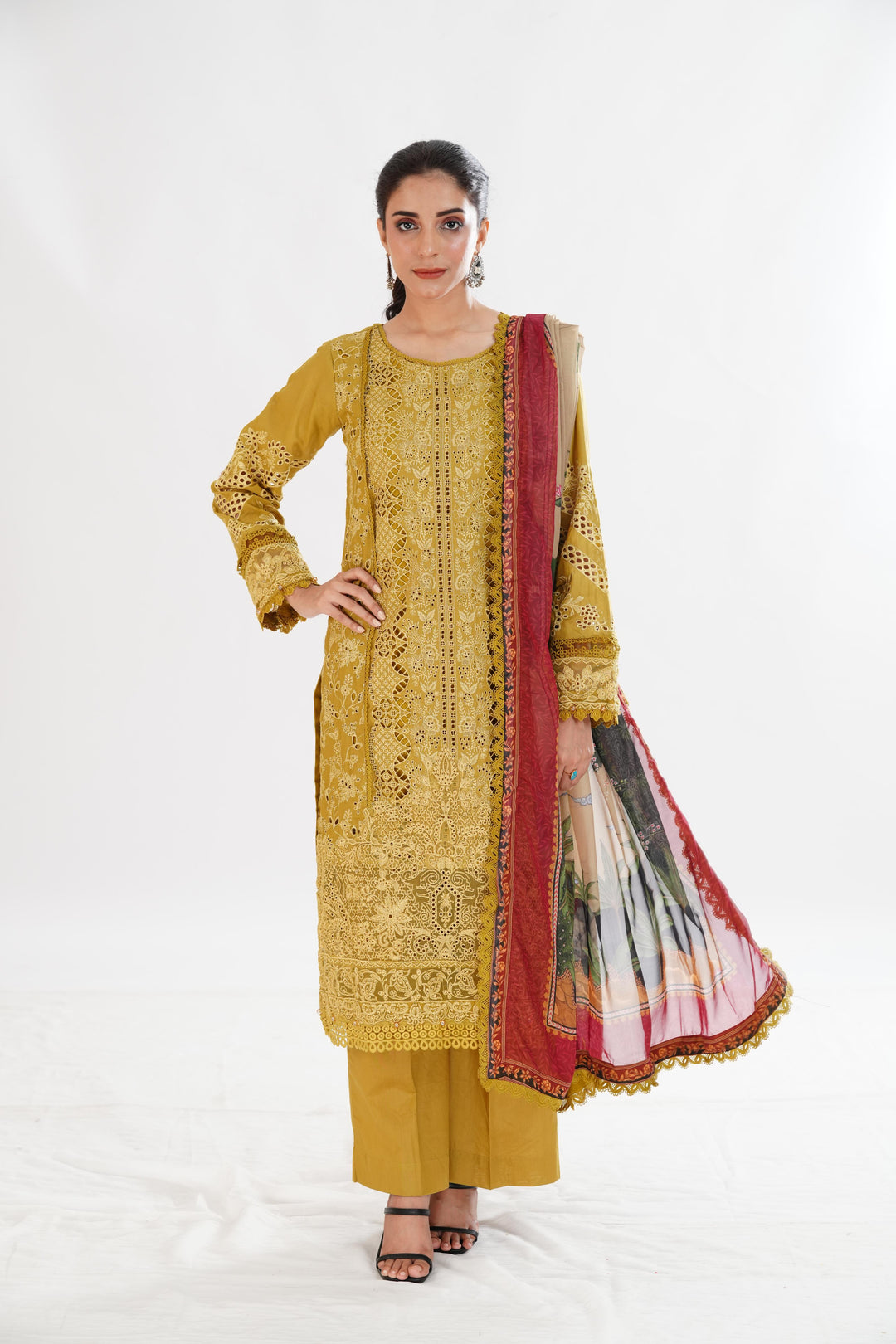 Lisette - Motifz Premium Lawn Stitched