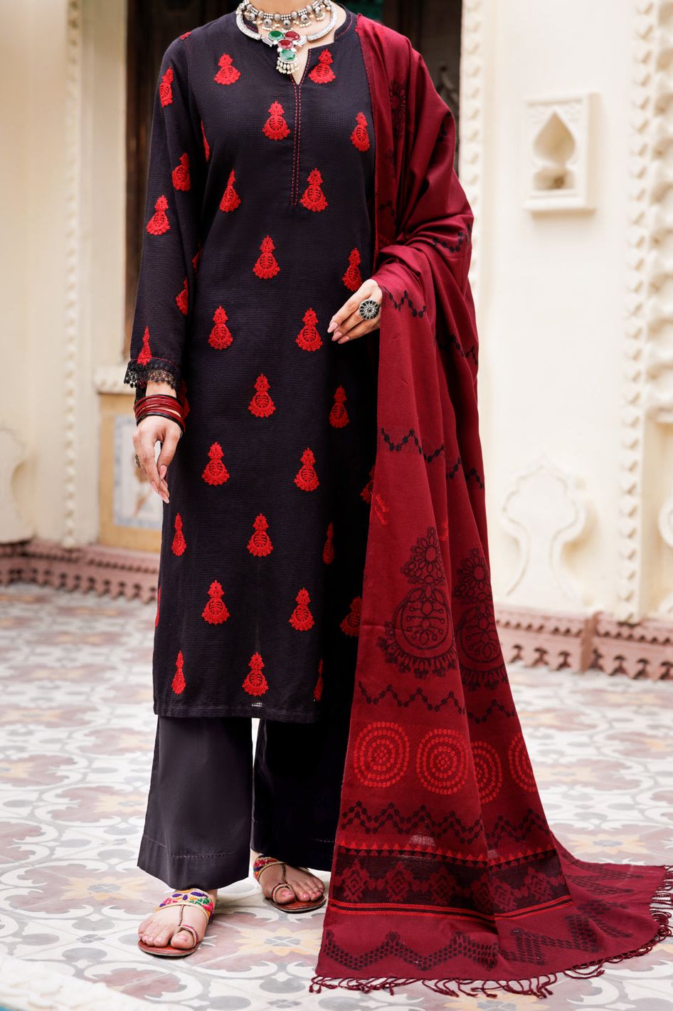 Dobby Black Stitched Suit - Almirah