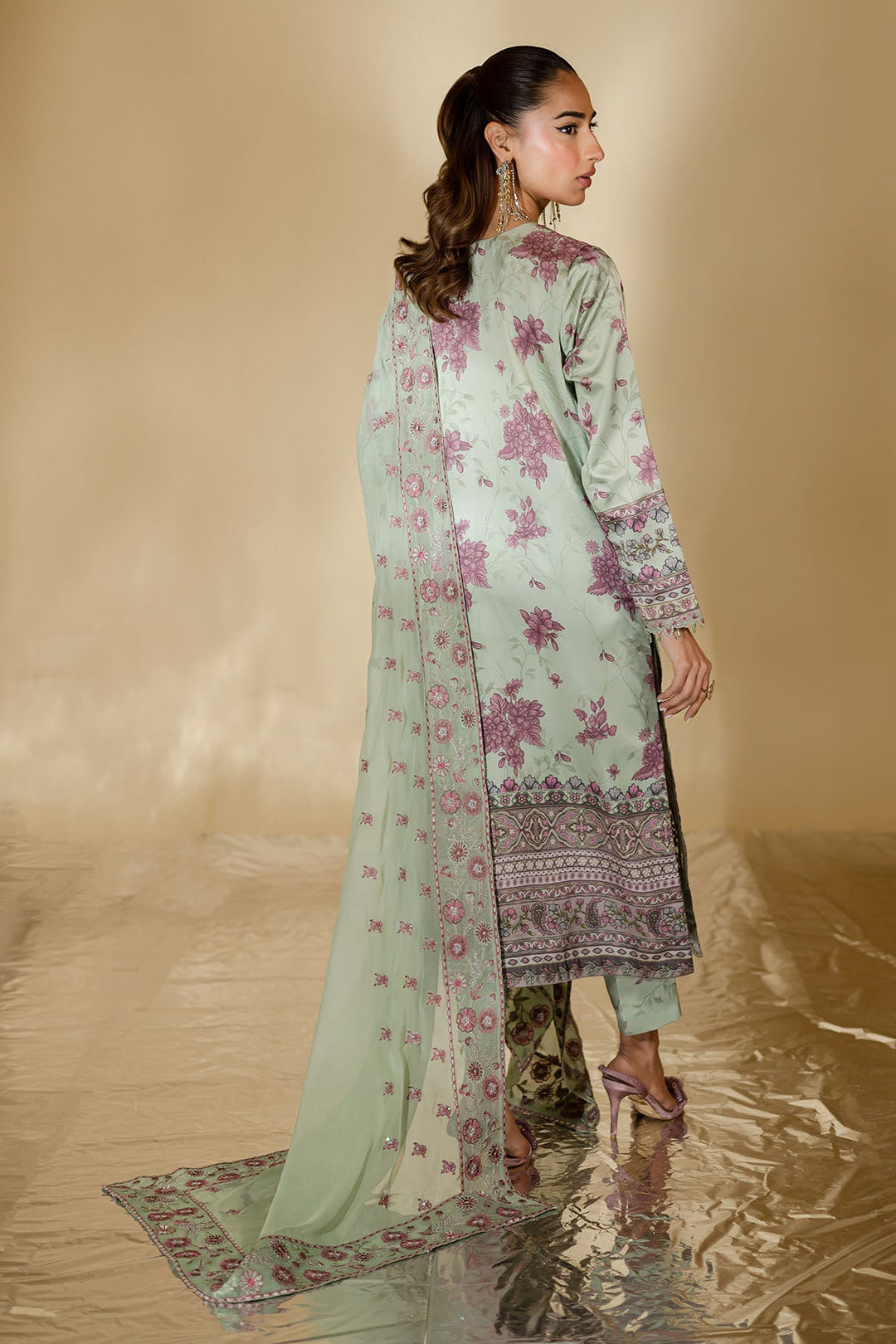 Silk Grey Stitched Suit - Nureh