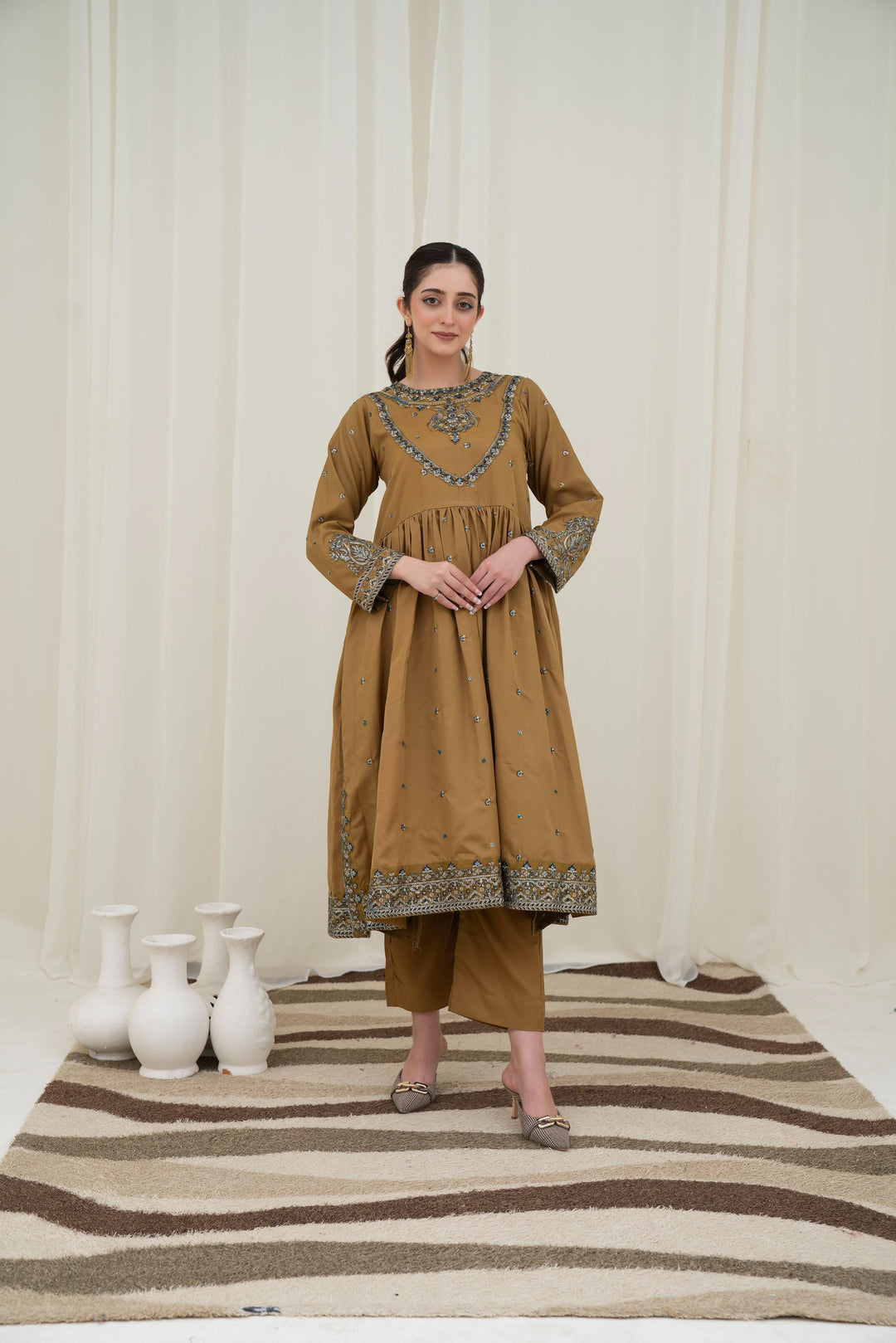 Embroidered Boski Silk Grey Stitched Suit - Asim Jofa