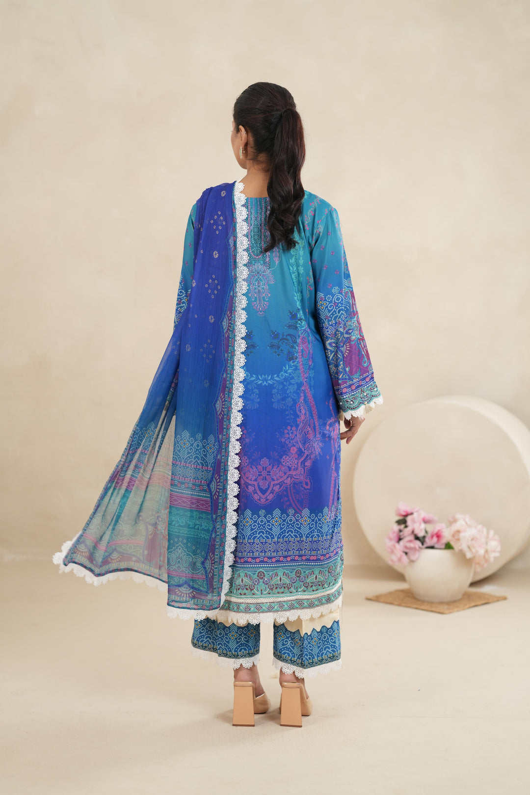 Design 7 - Stonez Silk Symphony Stitched