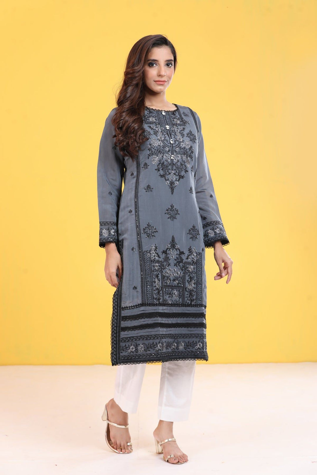 AJZS-07 - Asim Jofa Zari Sitara Kurti