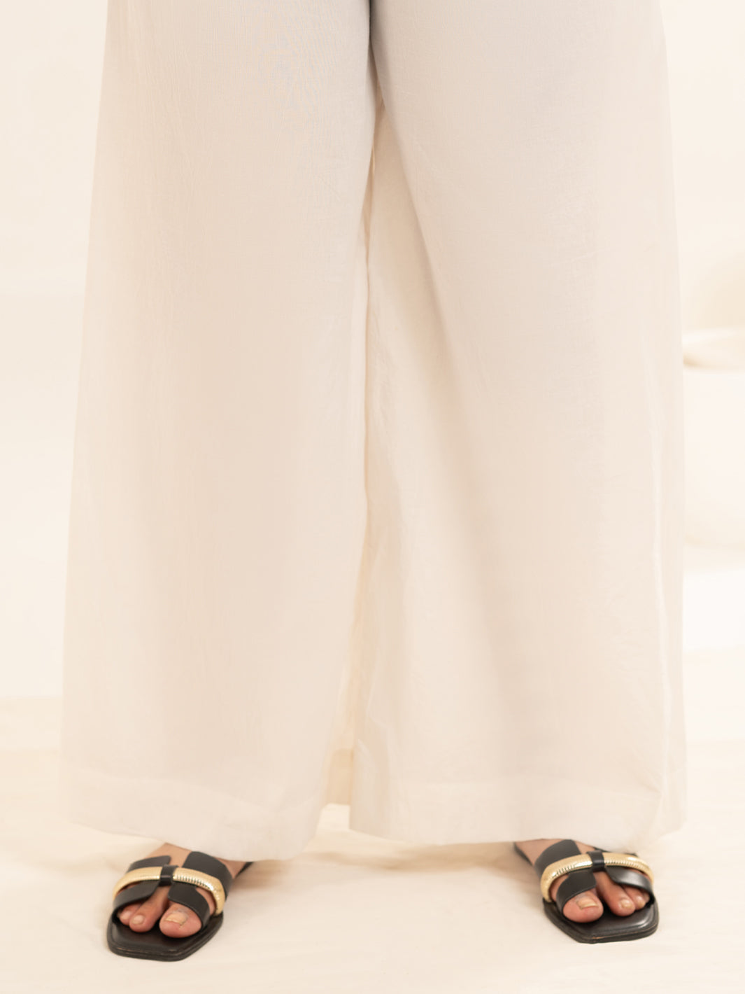 Lawn White Trouser - Almirah