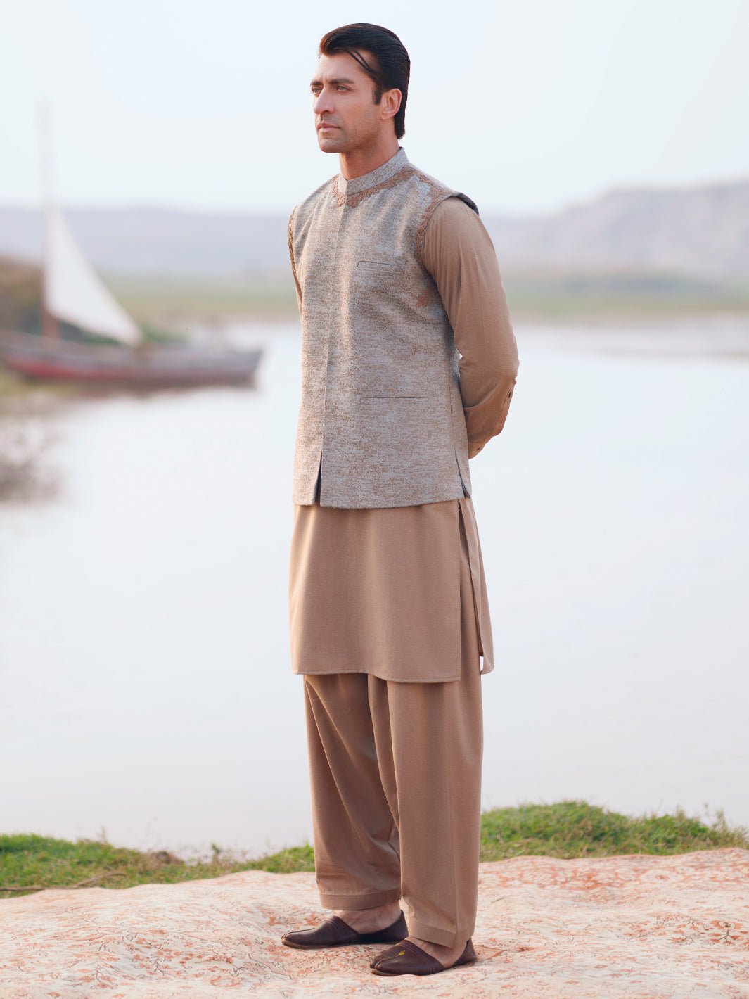 Polyester Grey Waist Coat - Almirah
