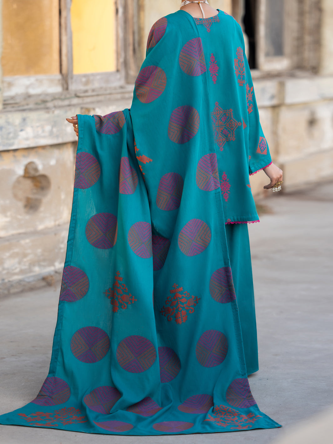 Yarn Dyed Green Stitched Suit - Almirah