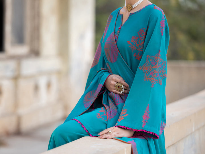 Yarn Dyed Green Stitched Suit - Almirah