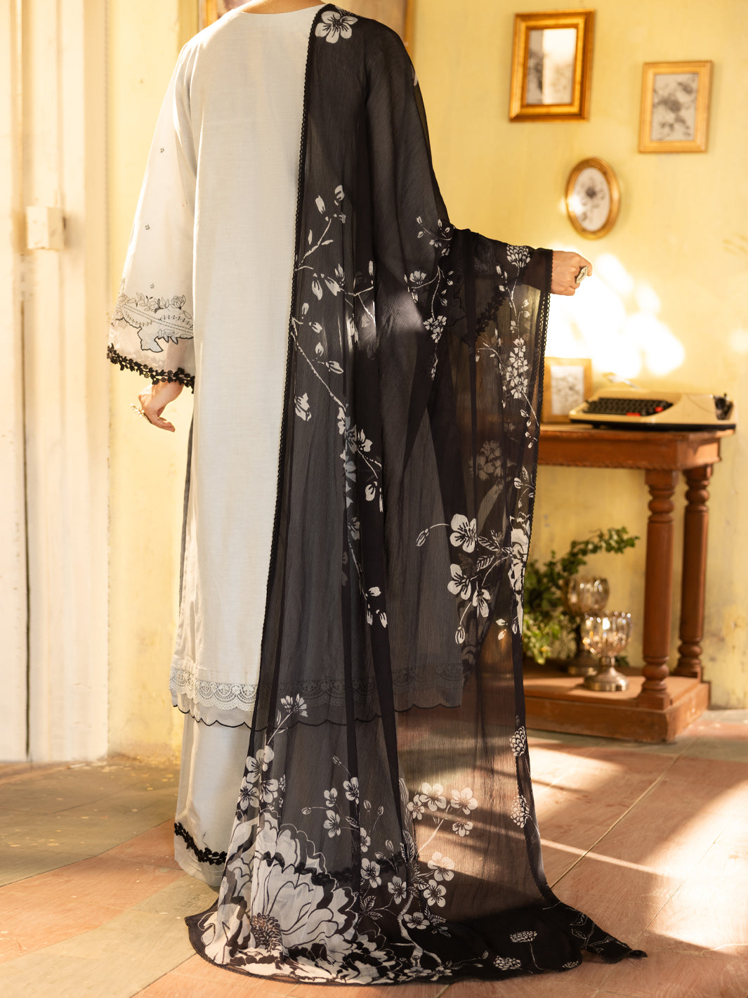Cotton Lawn Teal Blue Unstitched Suit - Almirah