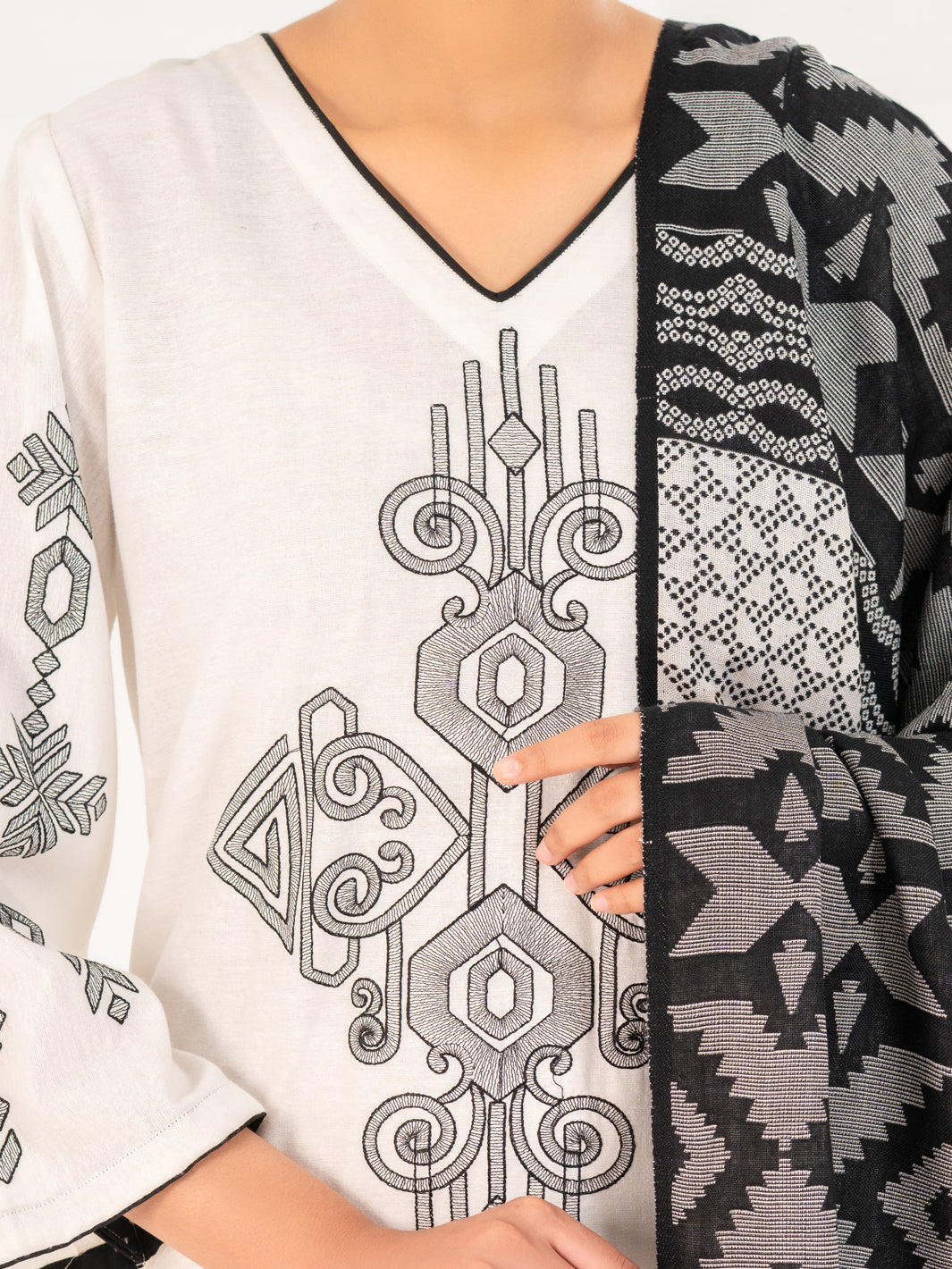 Karandi White Stitched Suit - Almirah