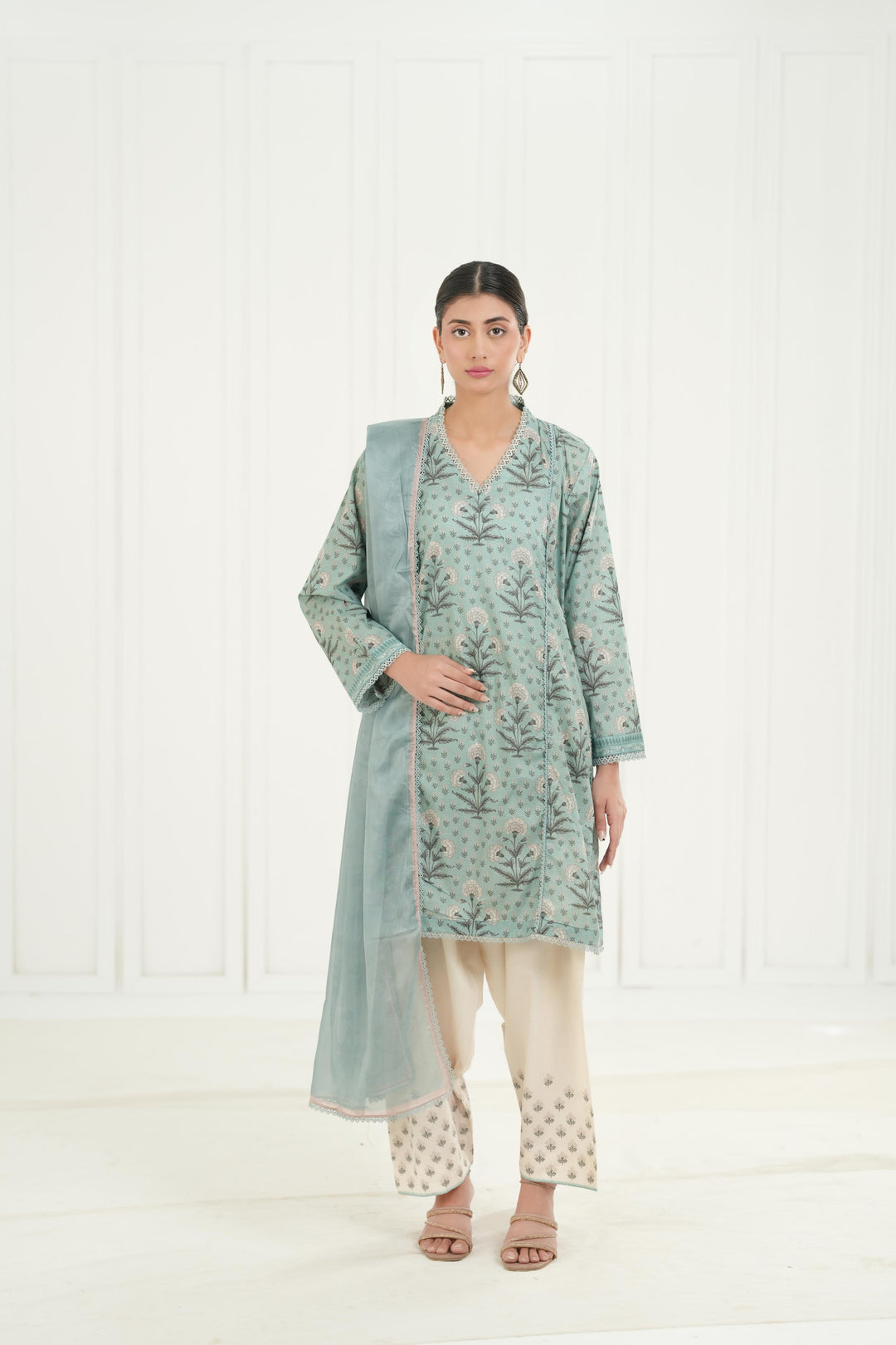 Anthea 9B - Zara Shahjahan Coco Drop III Stitched