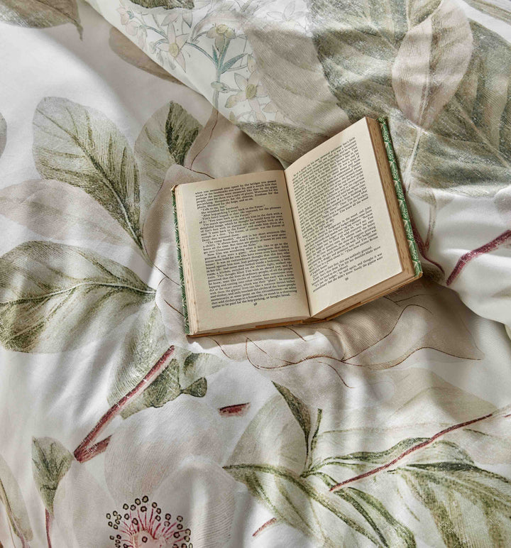 Vantona Archive Clara Floral Duvet Cover Set - Multi