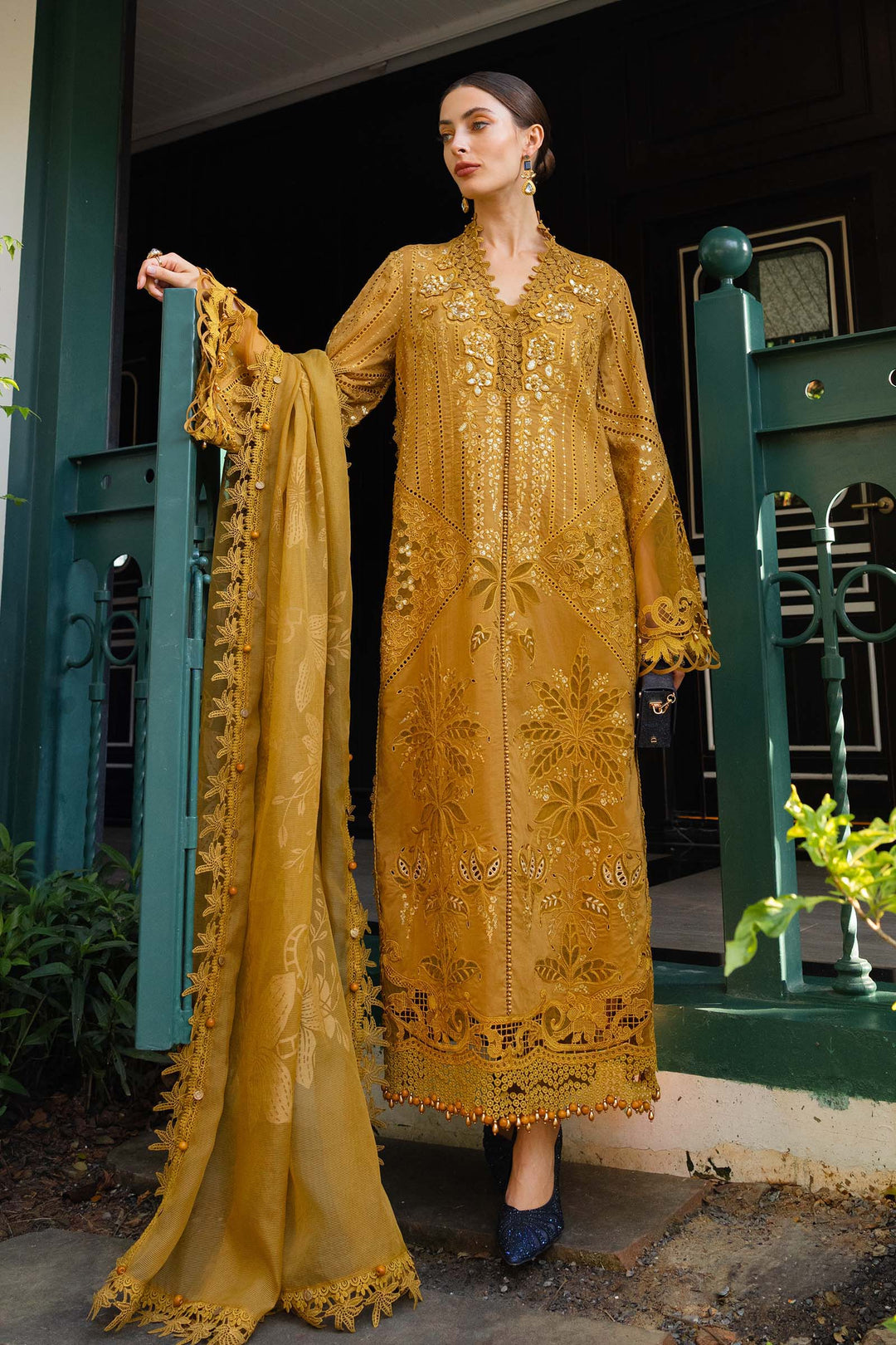Design 7 - Maria B Luxury Lawn Stitched