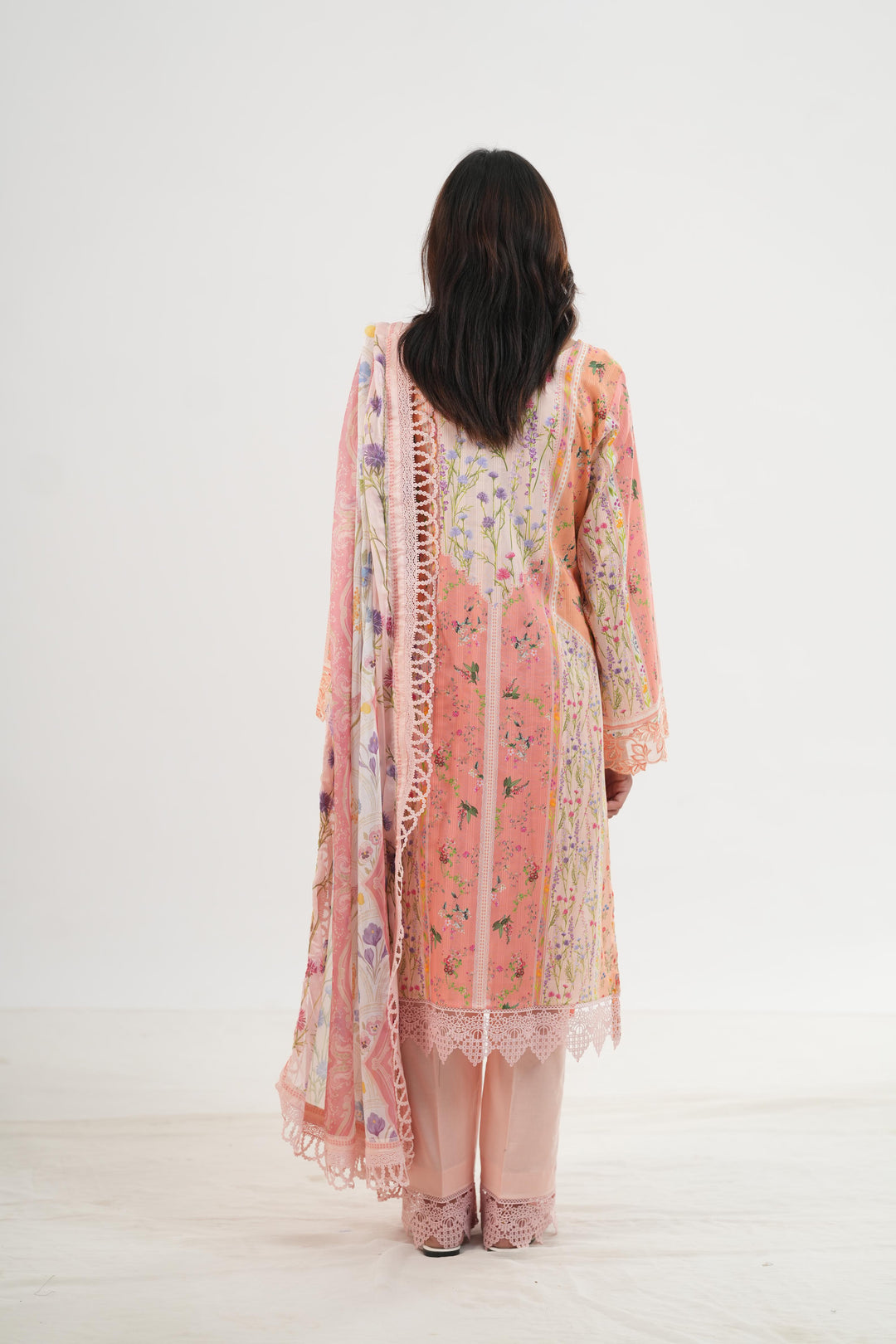 Daisy - Rang Rasiya Life Style Stitched