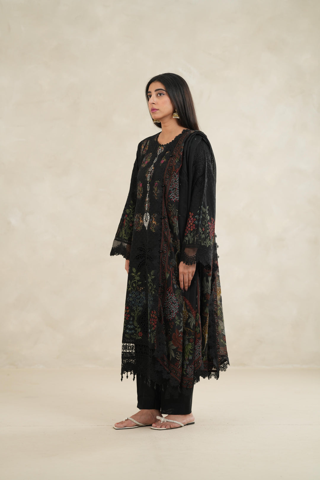 Design 5B - Maria B Luxe Stitched