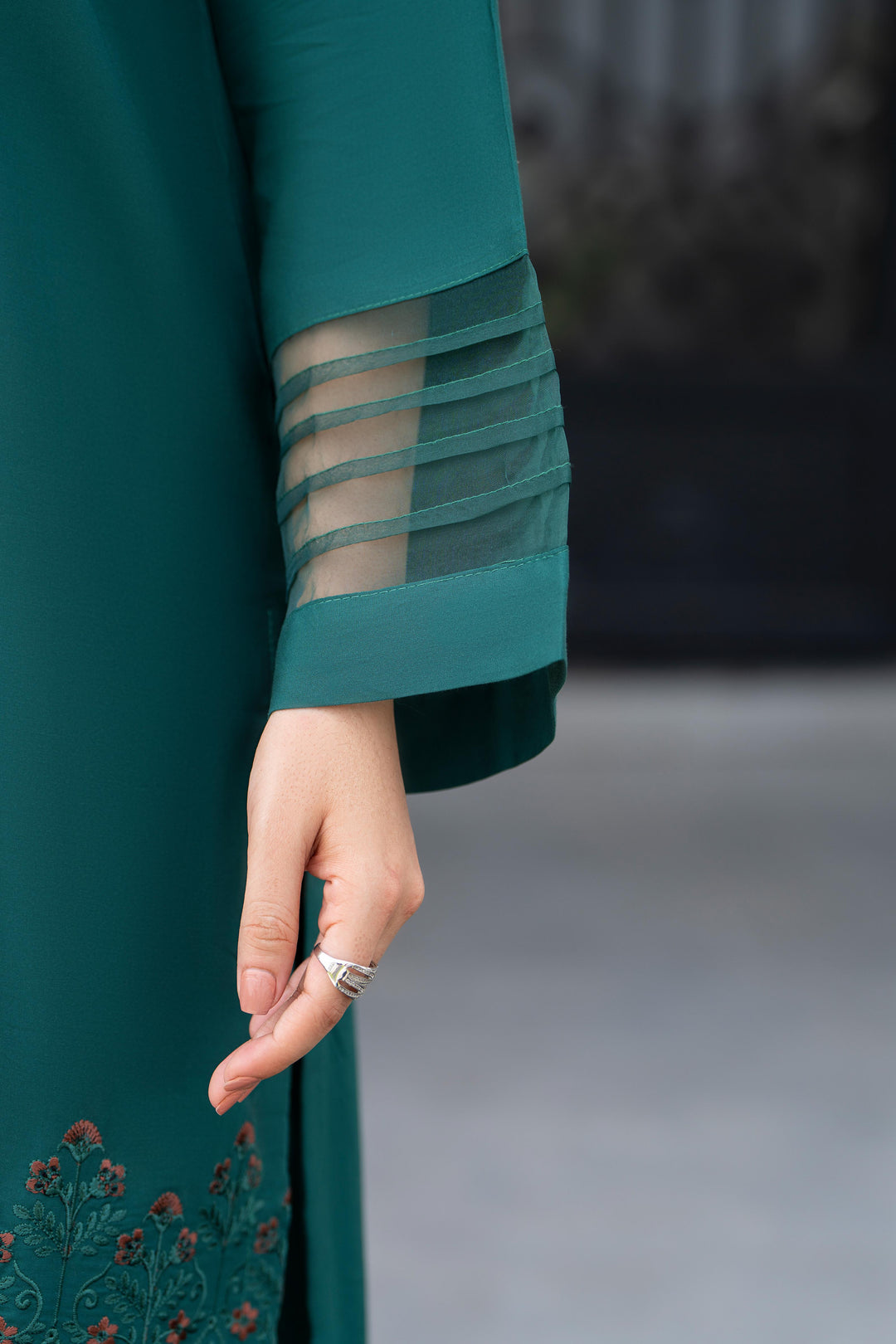 Embroidered Linen Green Stitched Suit - Raqsam