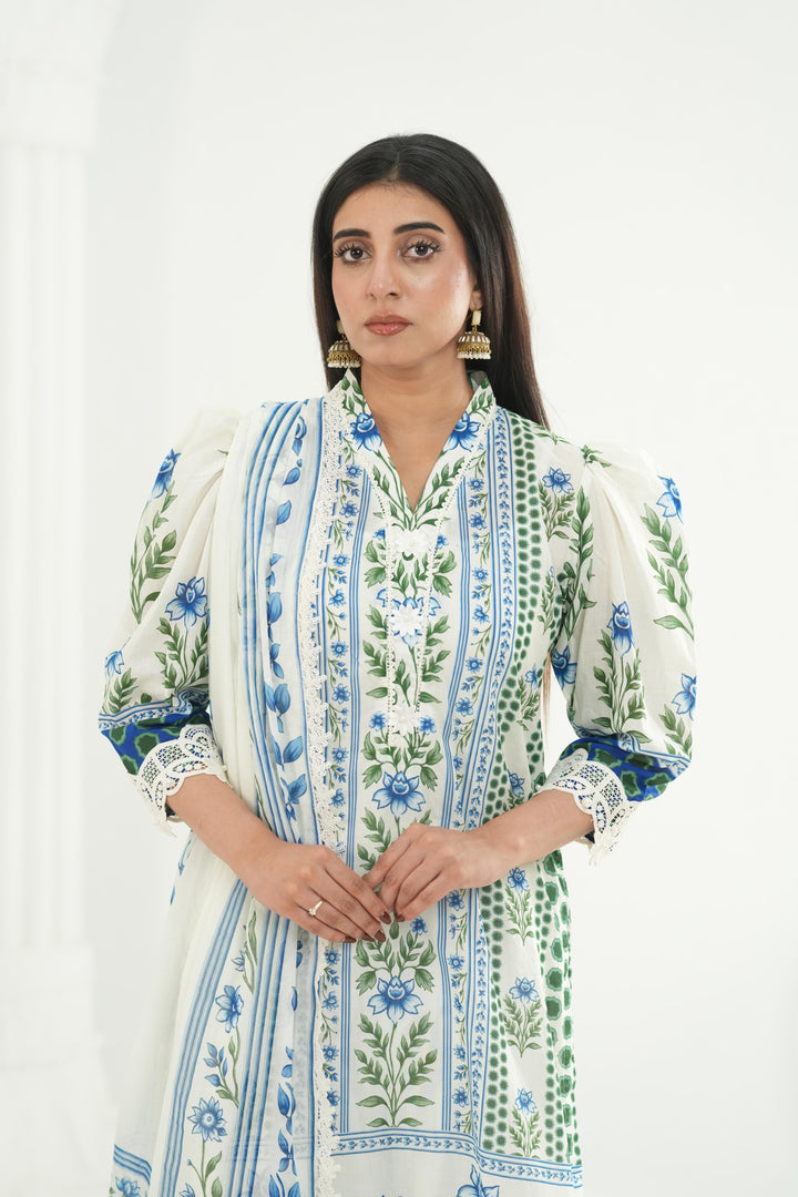 Design 8 - Maria B Elaheh '26 Stitched