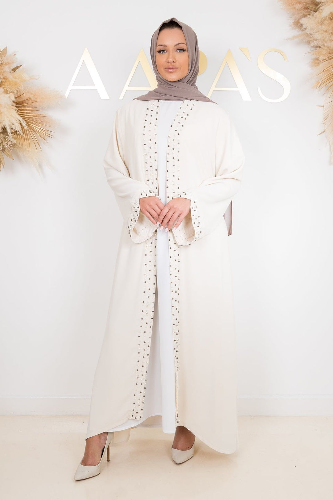 Daania Open Abaya