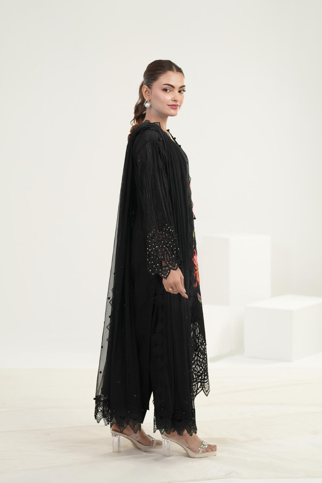 Design 10 - Maria B Luxury Lawn Stitched