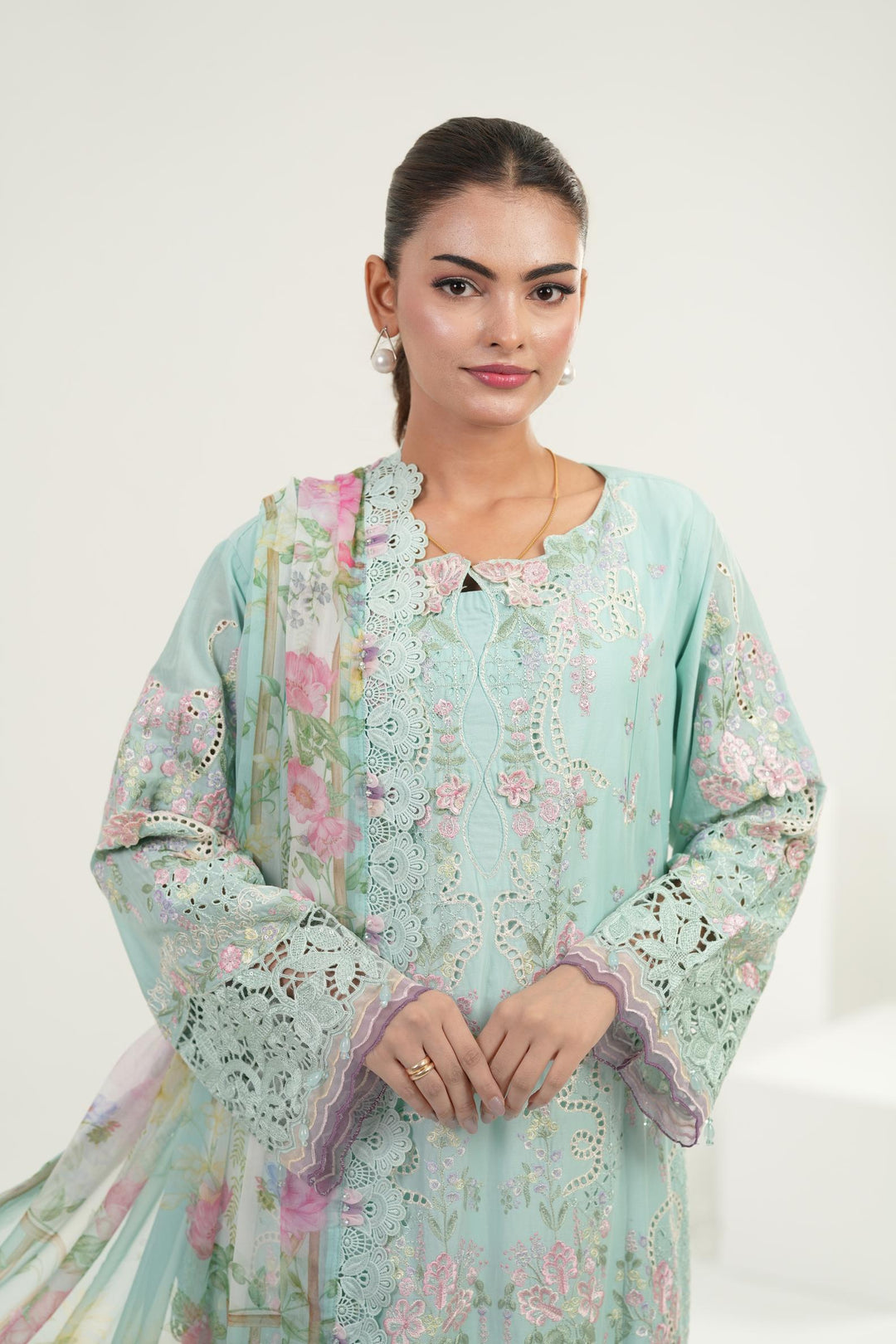 Design 15 - Maria B Luxury Lawn Stitched