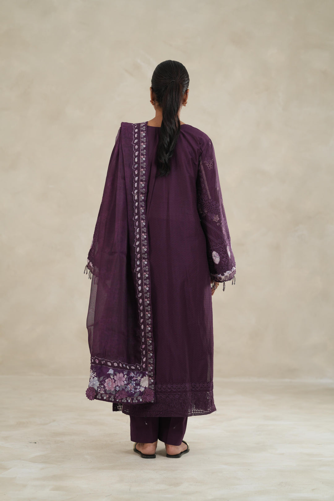 Design 2 - Baroque Eid Luxe Lawn Stitched