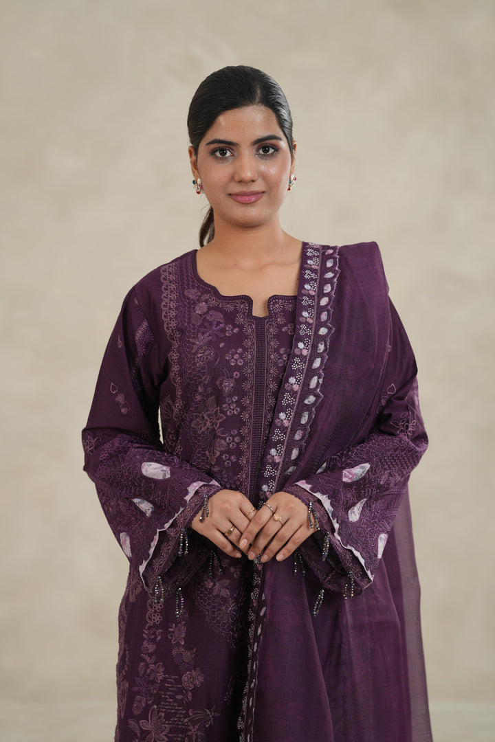 Design 2 - Baroque Eid Luxe Lawn Stitched