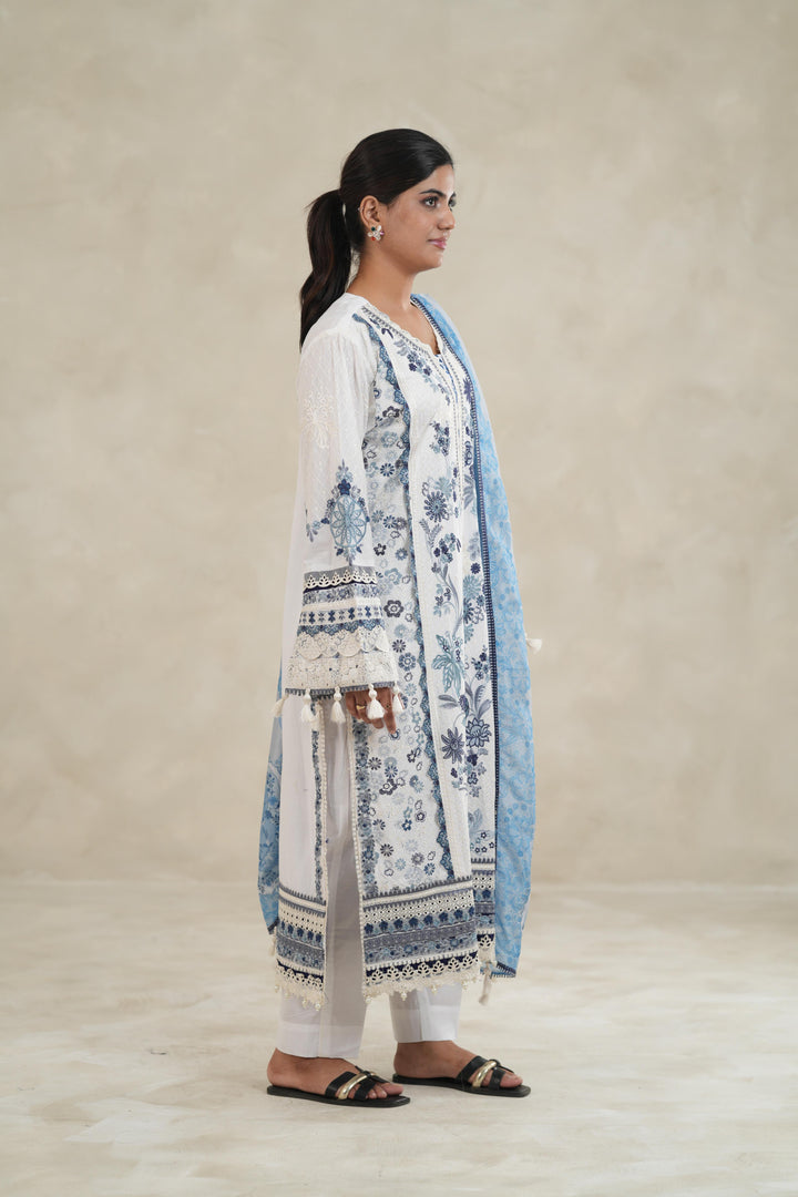 Design 6 - Baroque Eid Luxe Lawn Stitched