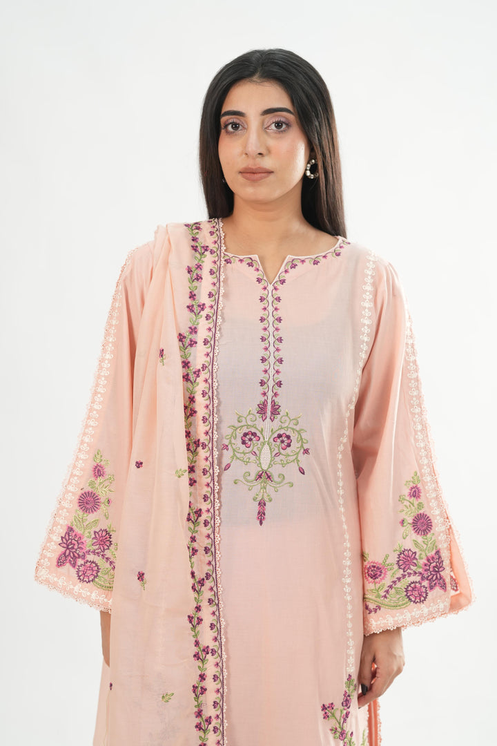 Design 1 - Mahnur Fiona Lawn Stitched